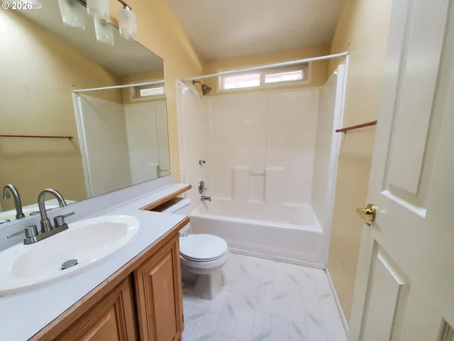 Bathroom-Hall