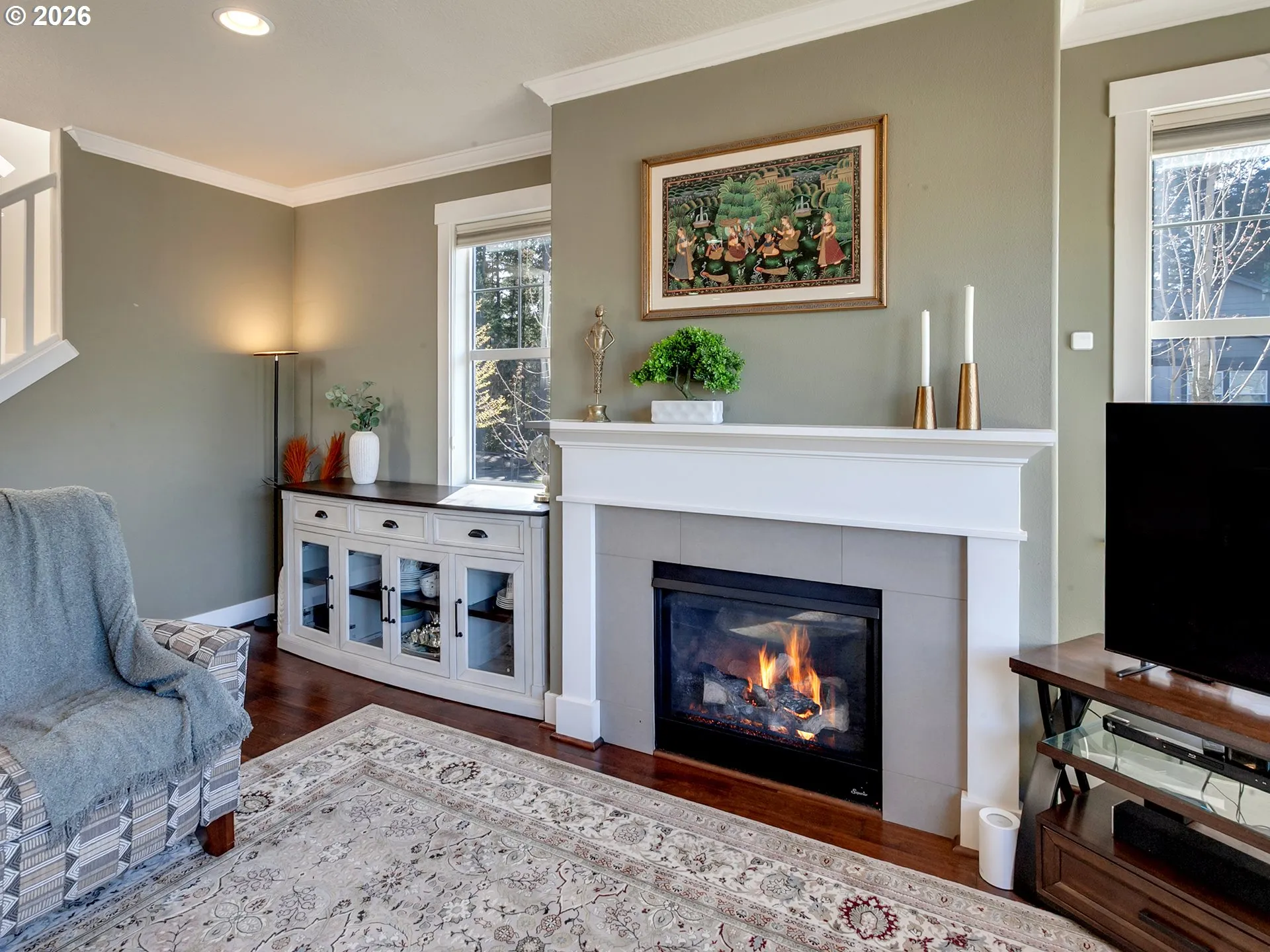 Living Room-Fireplace