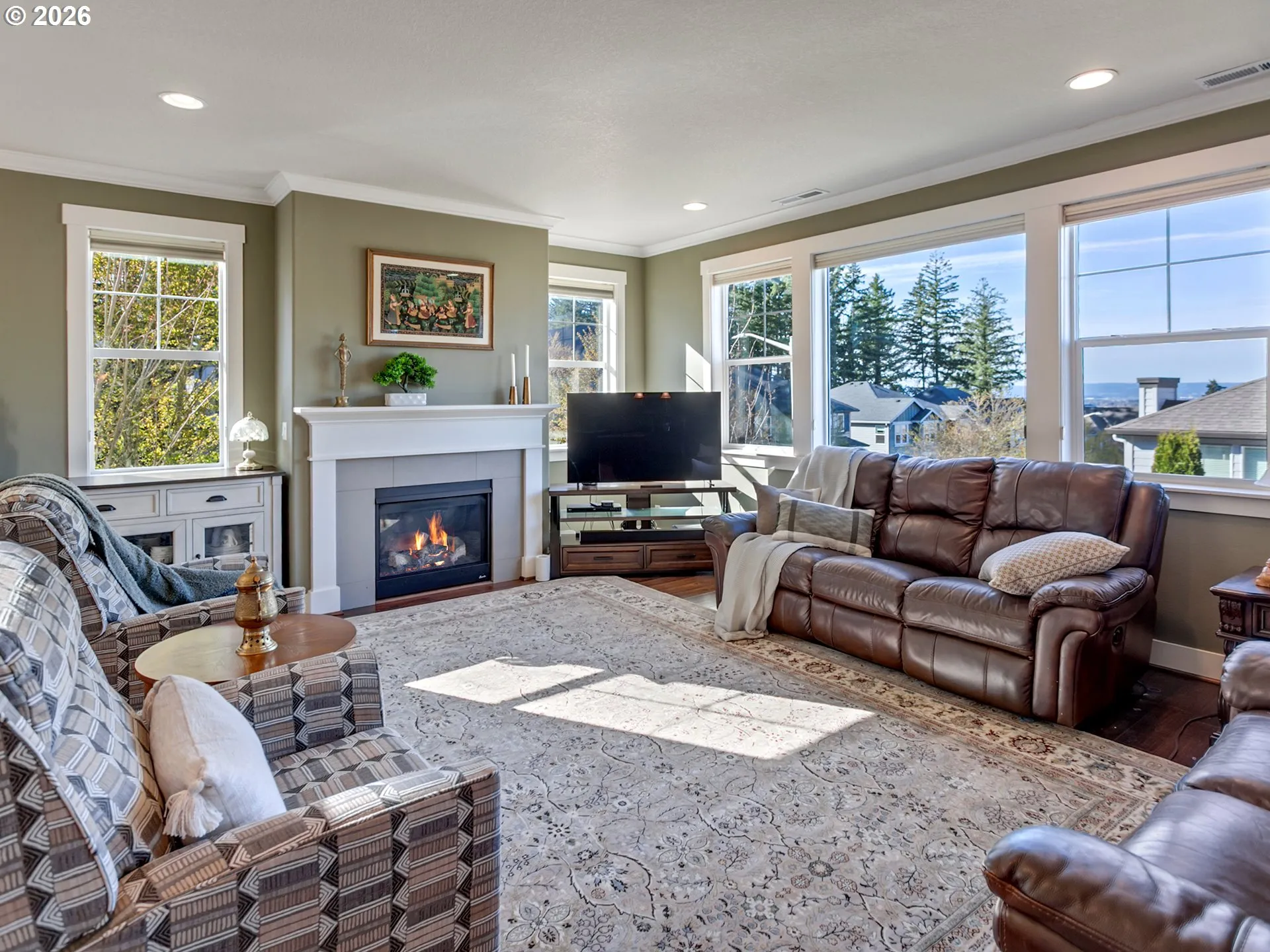 Living Room-Fireplace