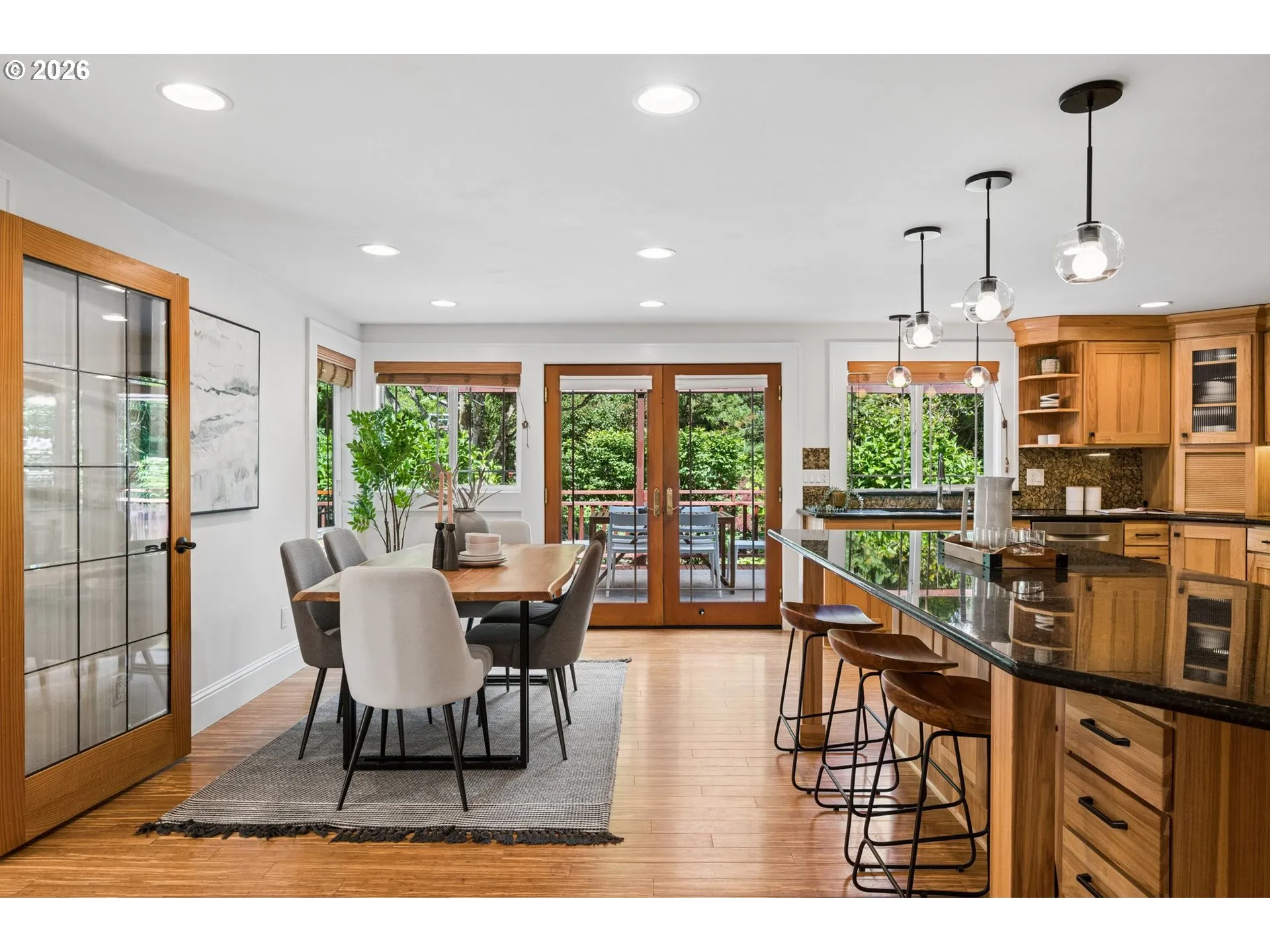 Kitchen/Outside