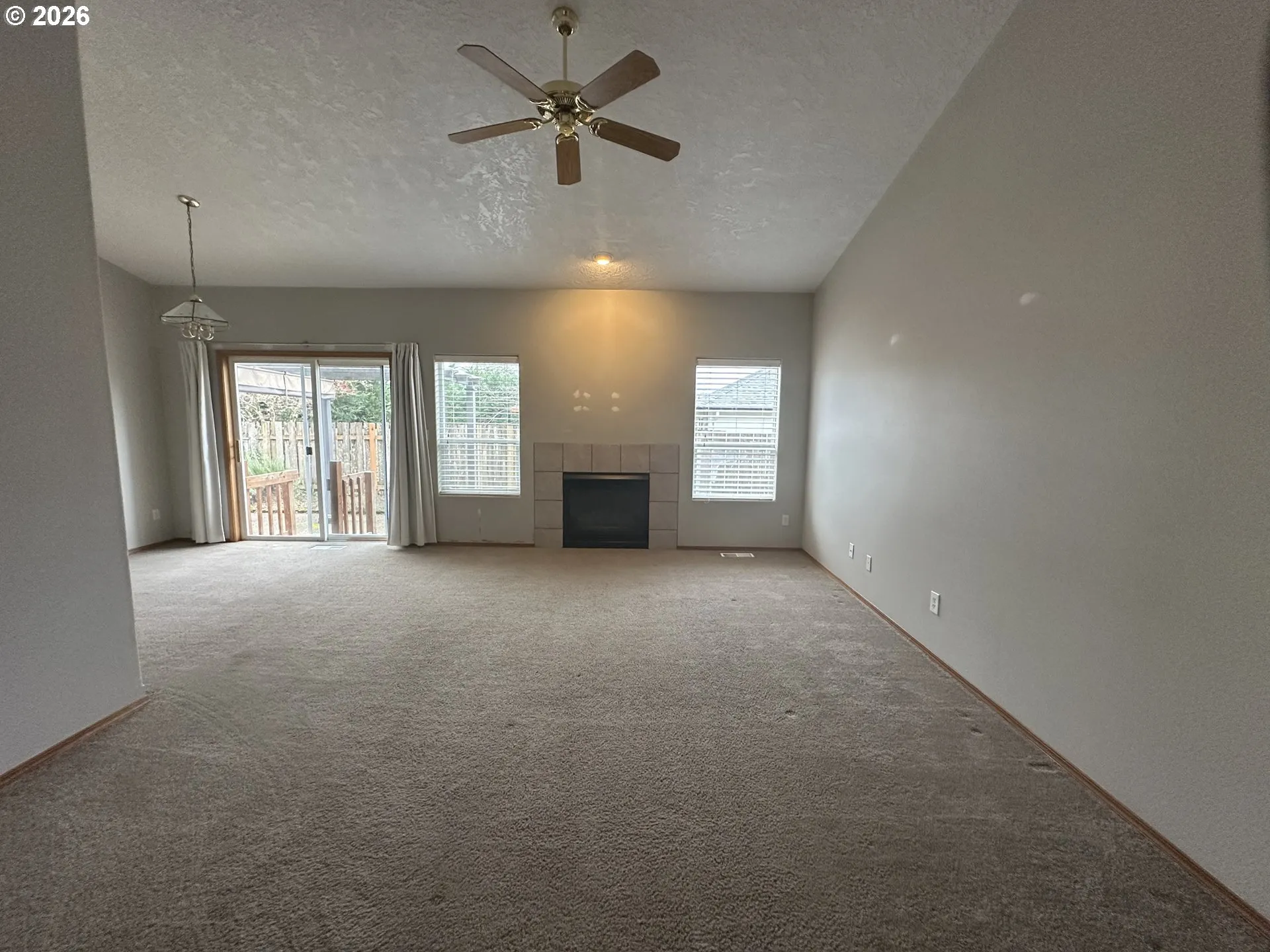 Living Room/Dining Room-Ceiling Fan