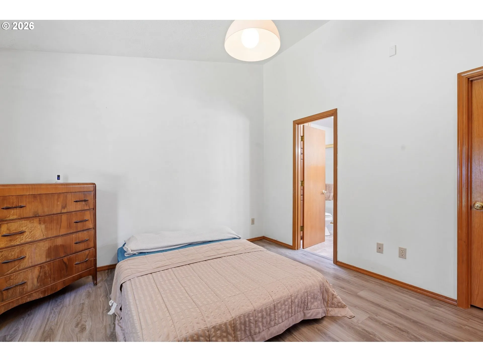 Primary Bedroom-Attached Bathroom