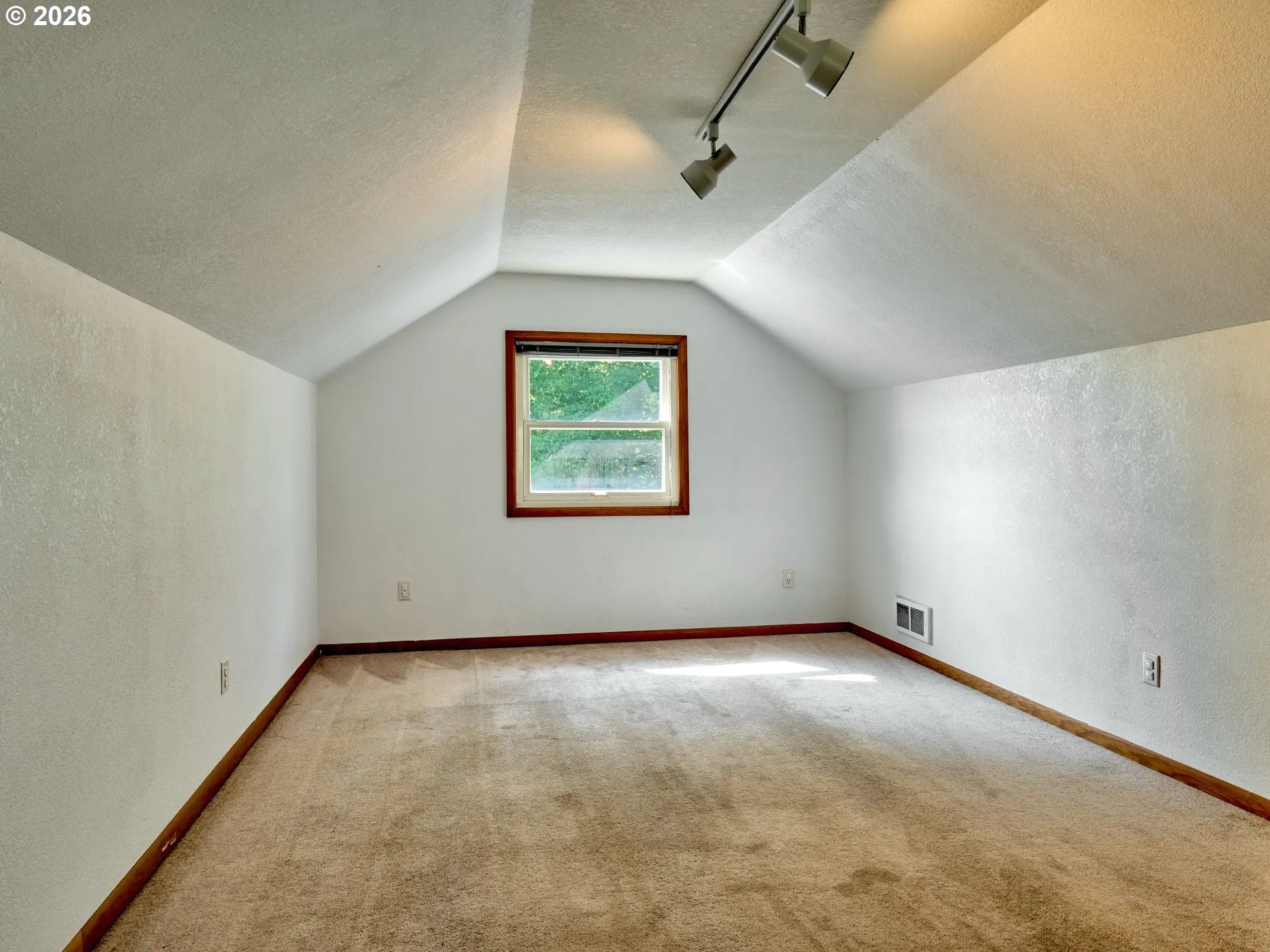 Bedroom-Upper