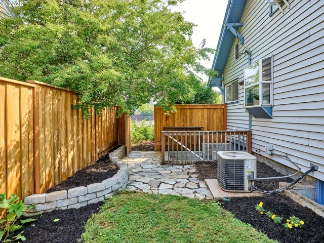 Yard-Fenced