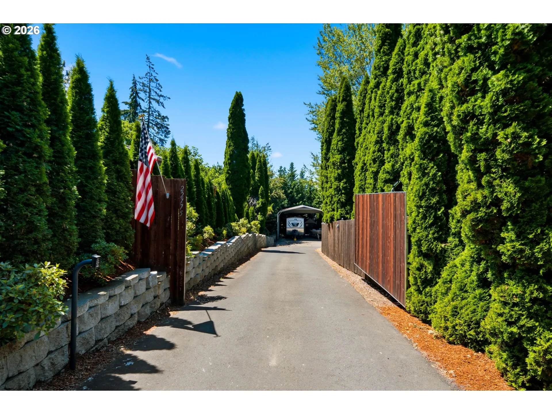 Driveway-Gated