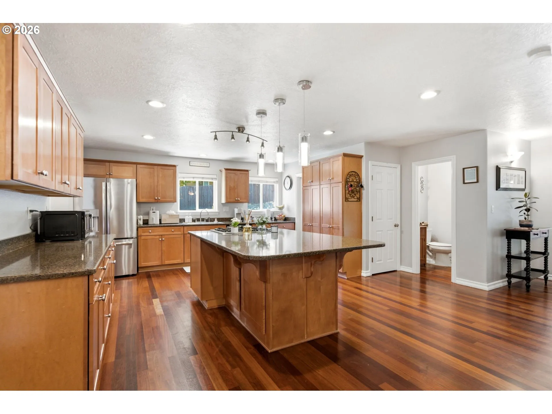 Kitchen-Cooking Island