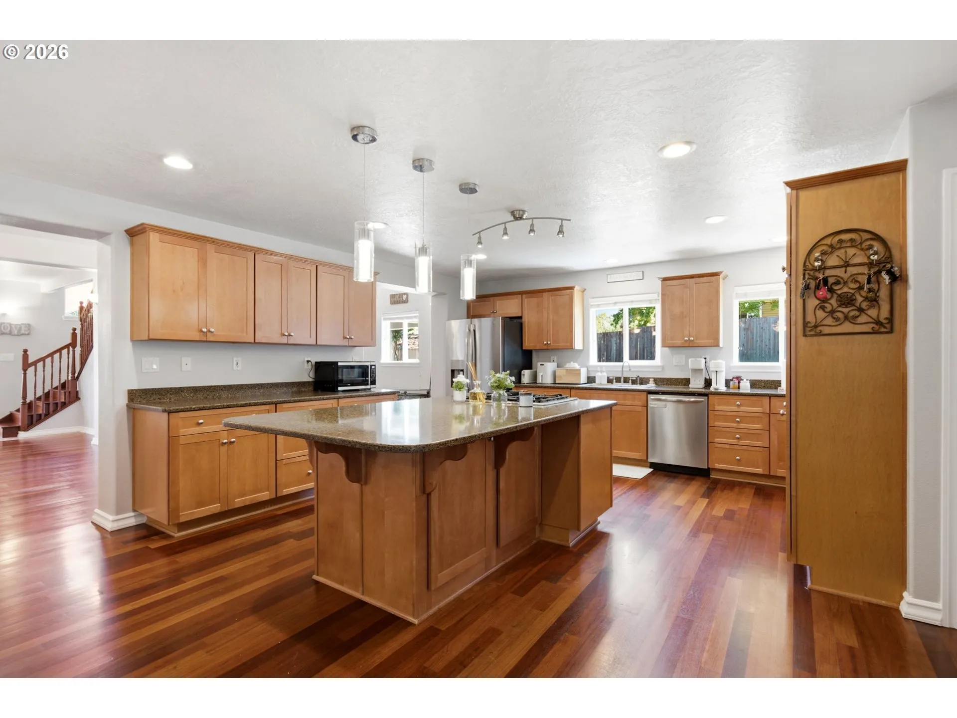 Kitchen-Cooking Island