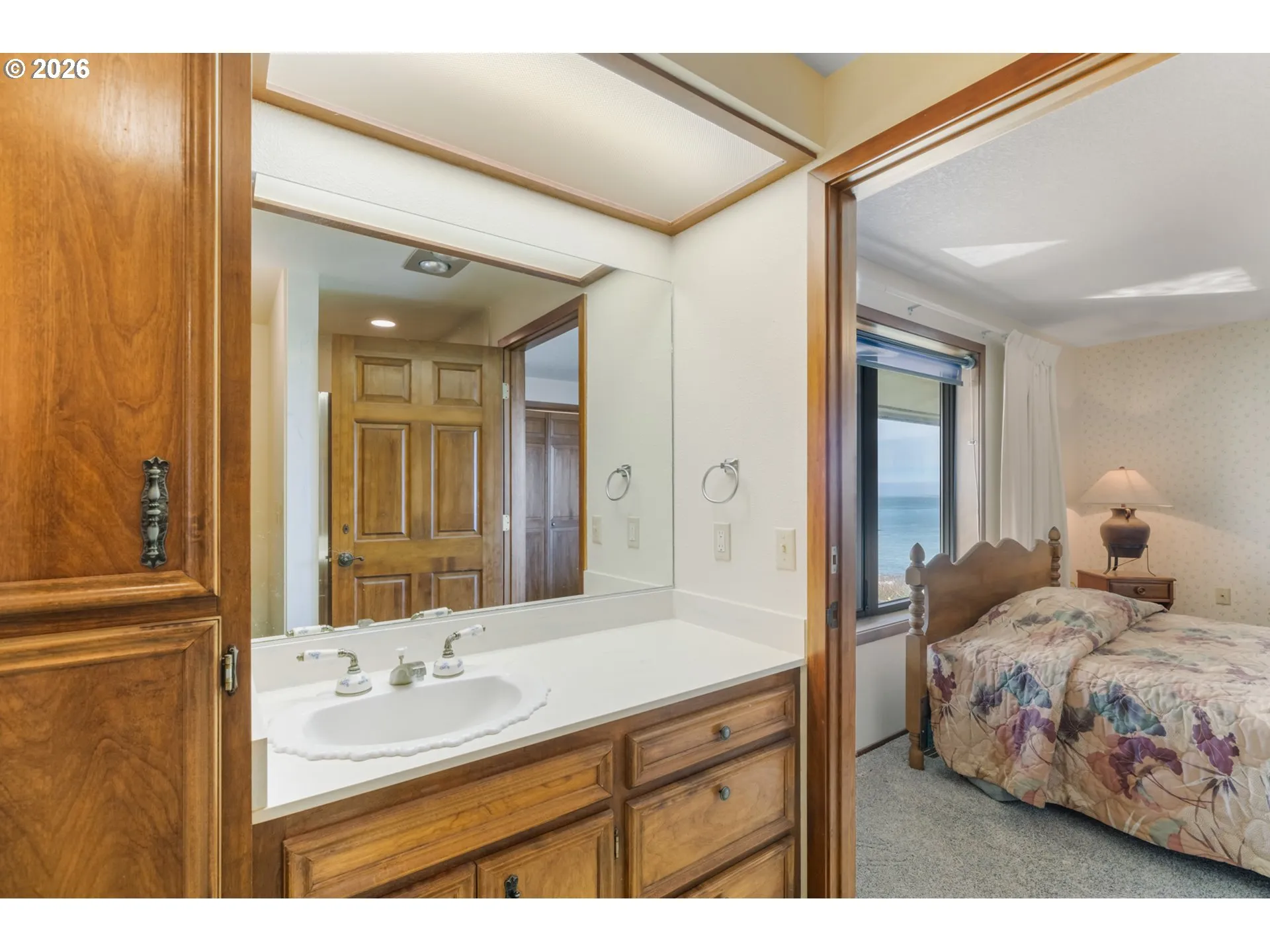 Bathroom, Attached-Main