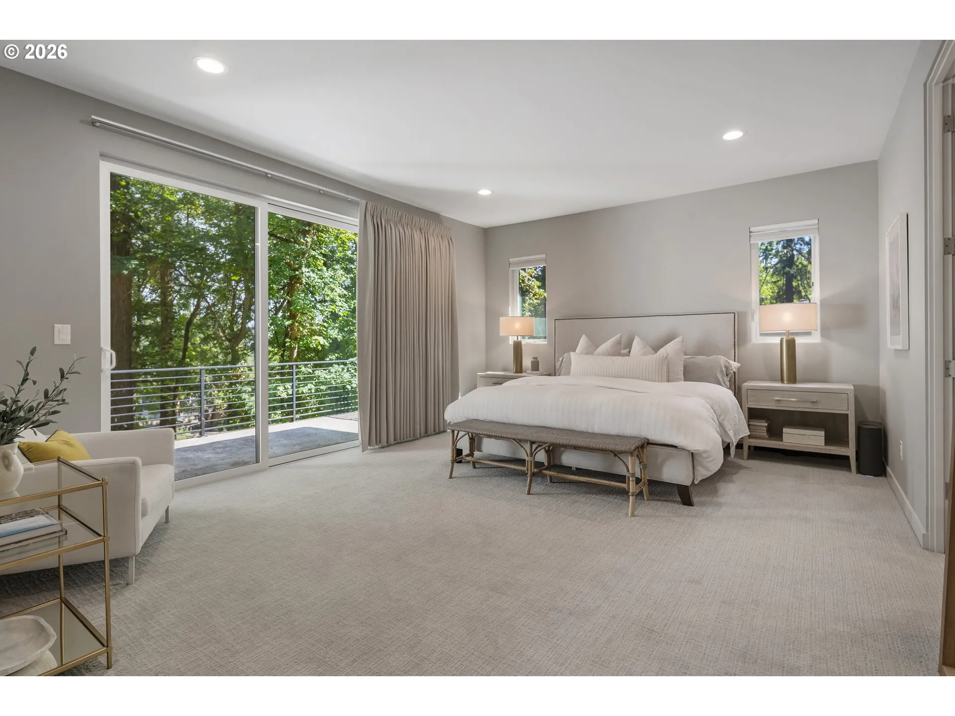 Bedroom, Primary