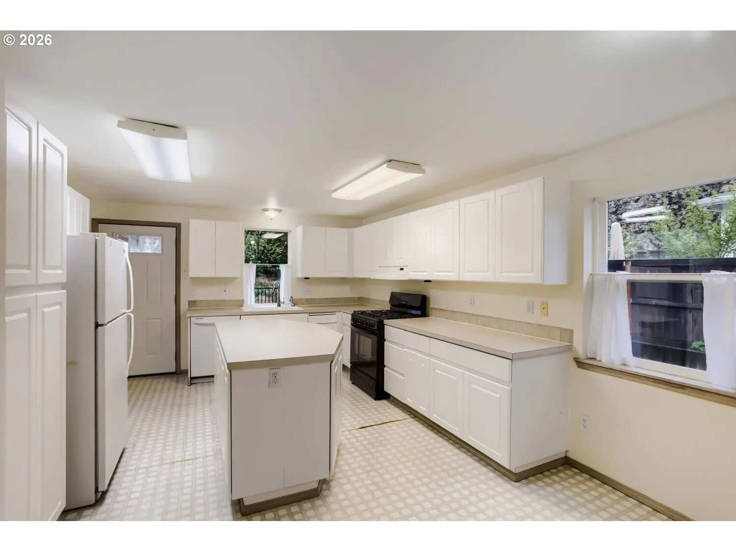 Kitchen-Island