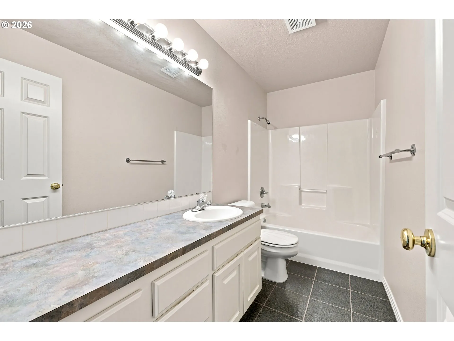 Bathroom-Lower