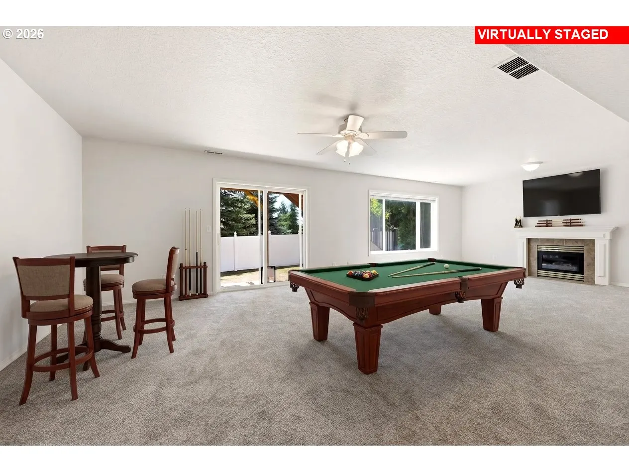 Family Room-Ceiling Fan