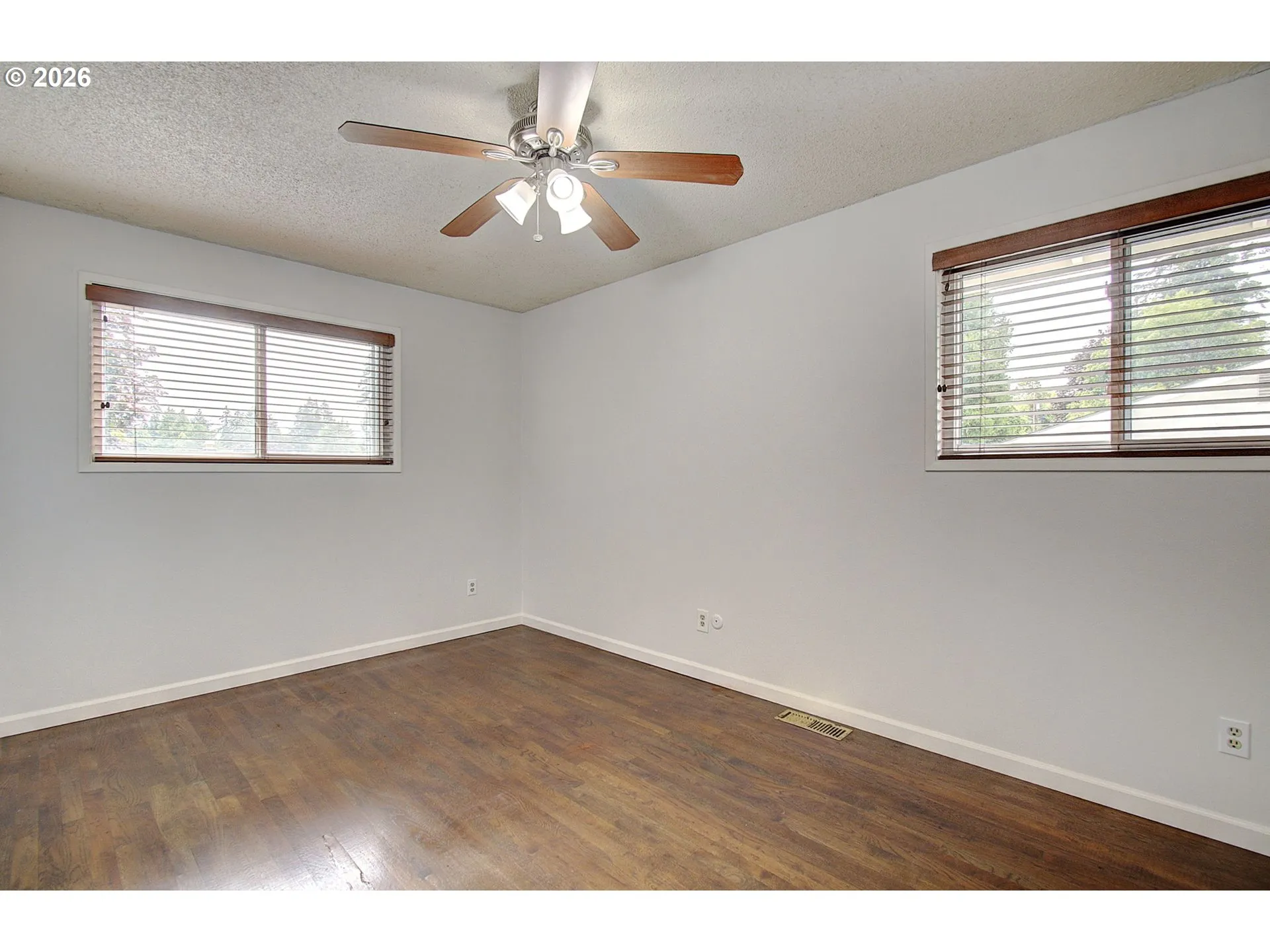 Bedroom-Upper