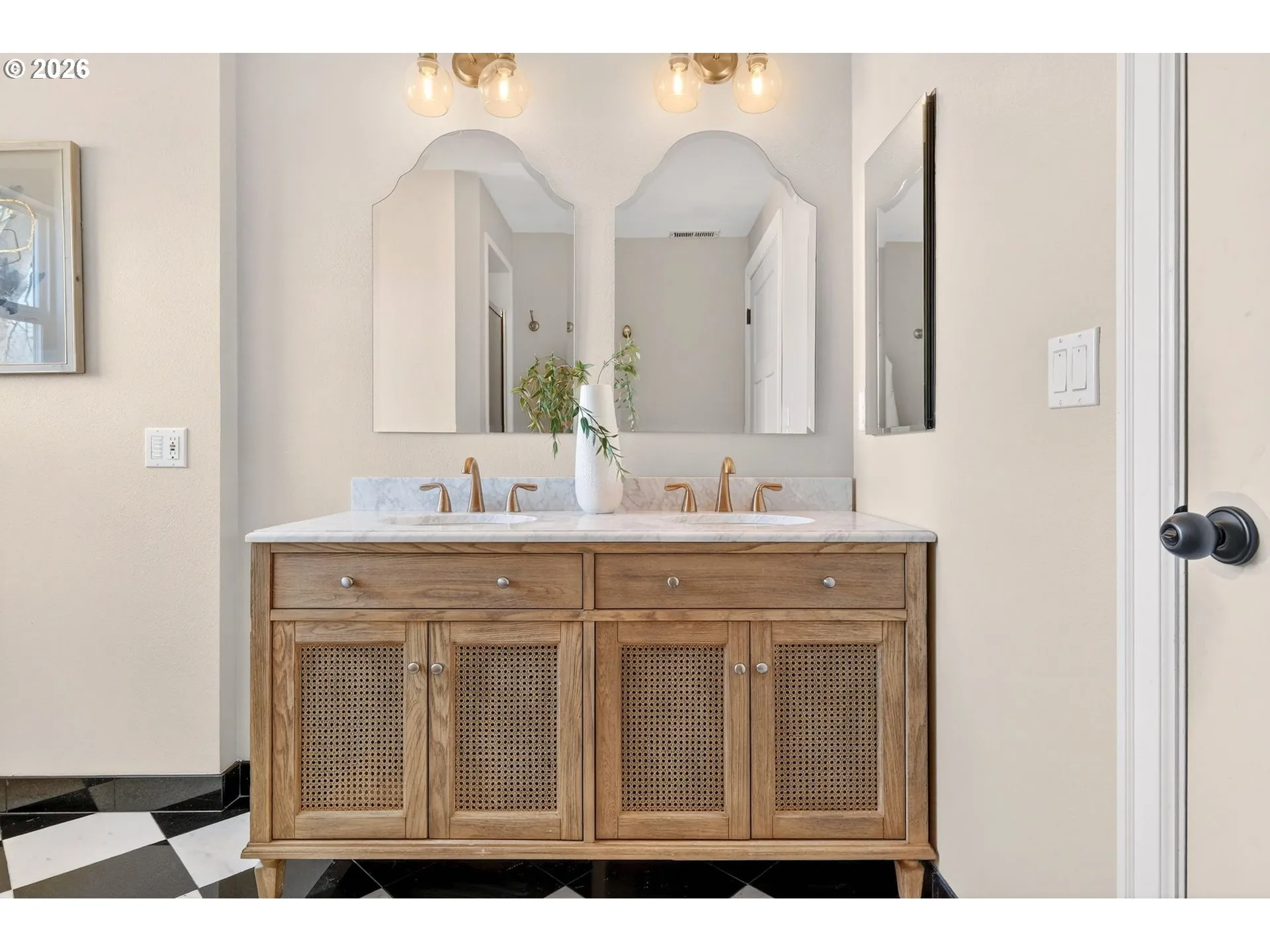 Bathroom-Double Sinks