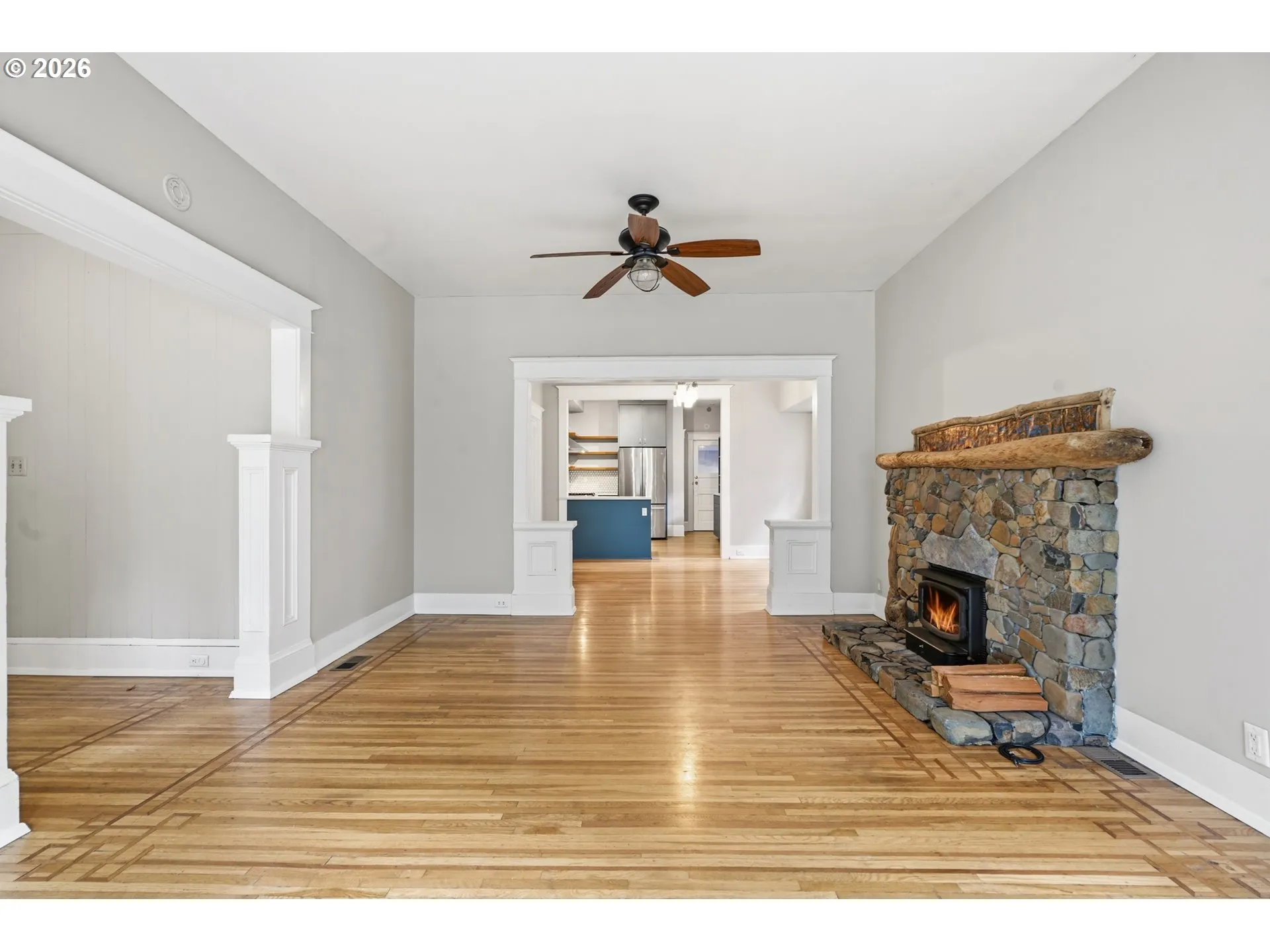 Living Room-Fireplace