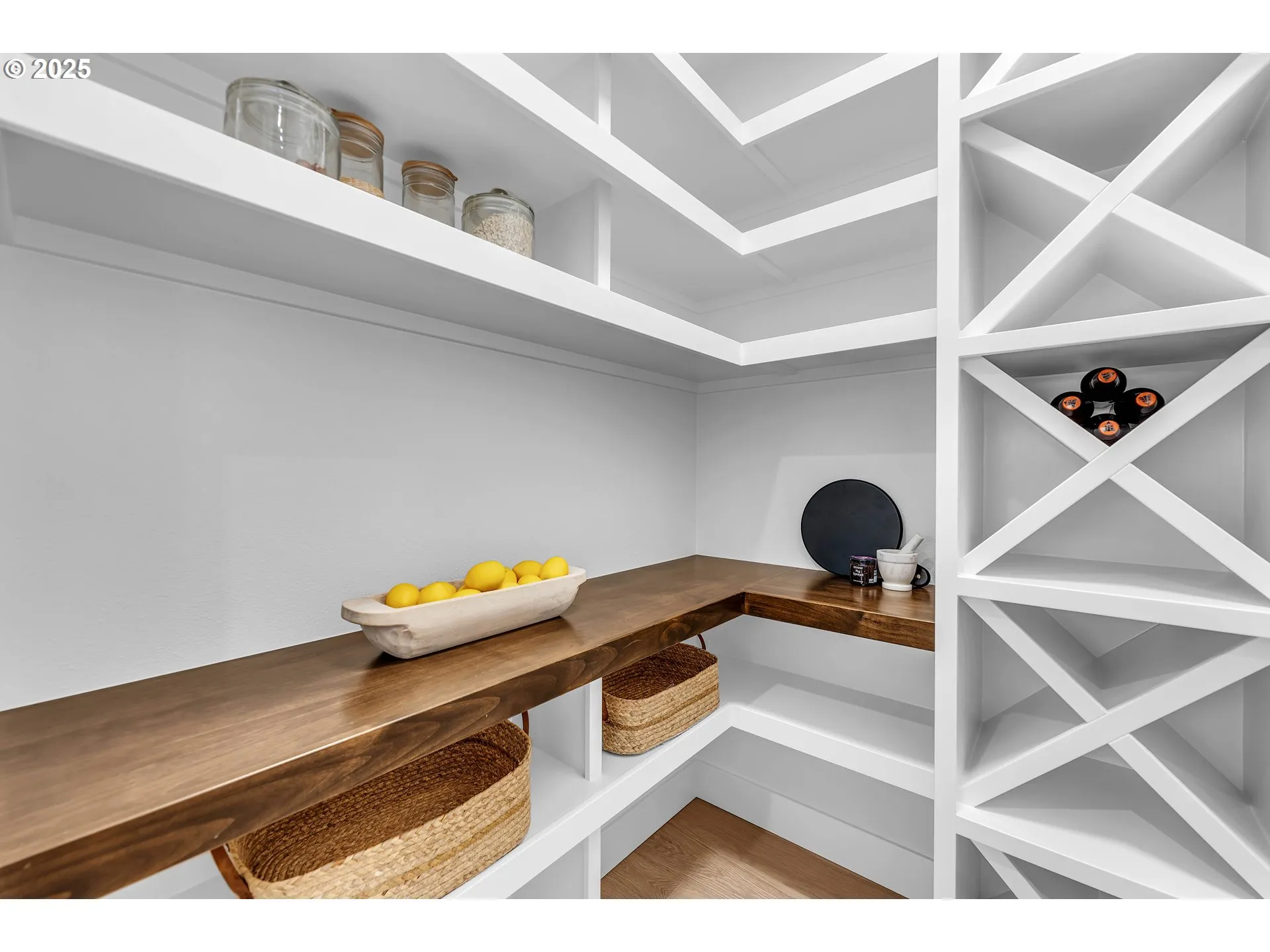 Pantry-Main