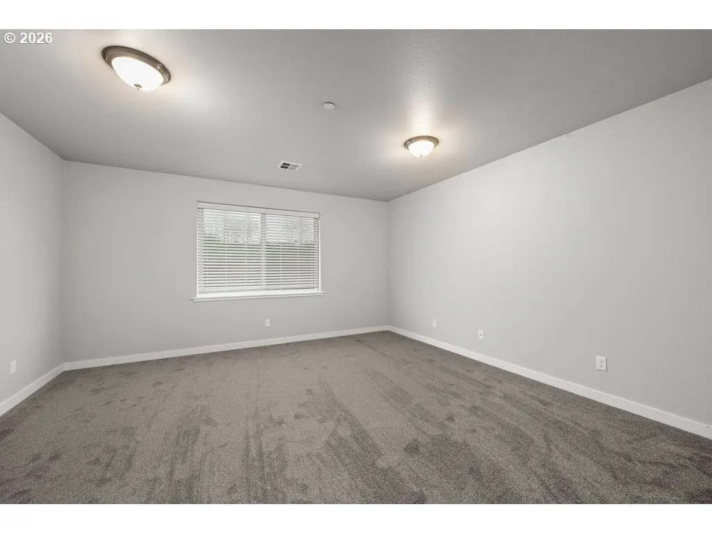 Bedroom, Primary