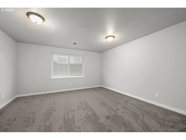 Bedroom, Primary