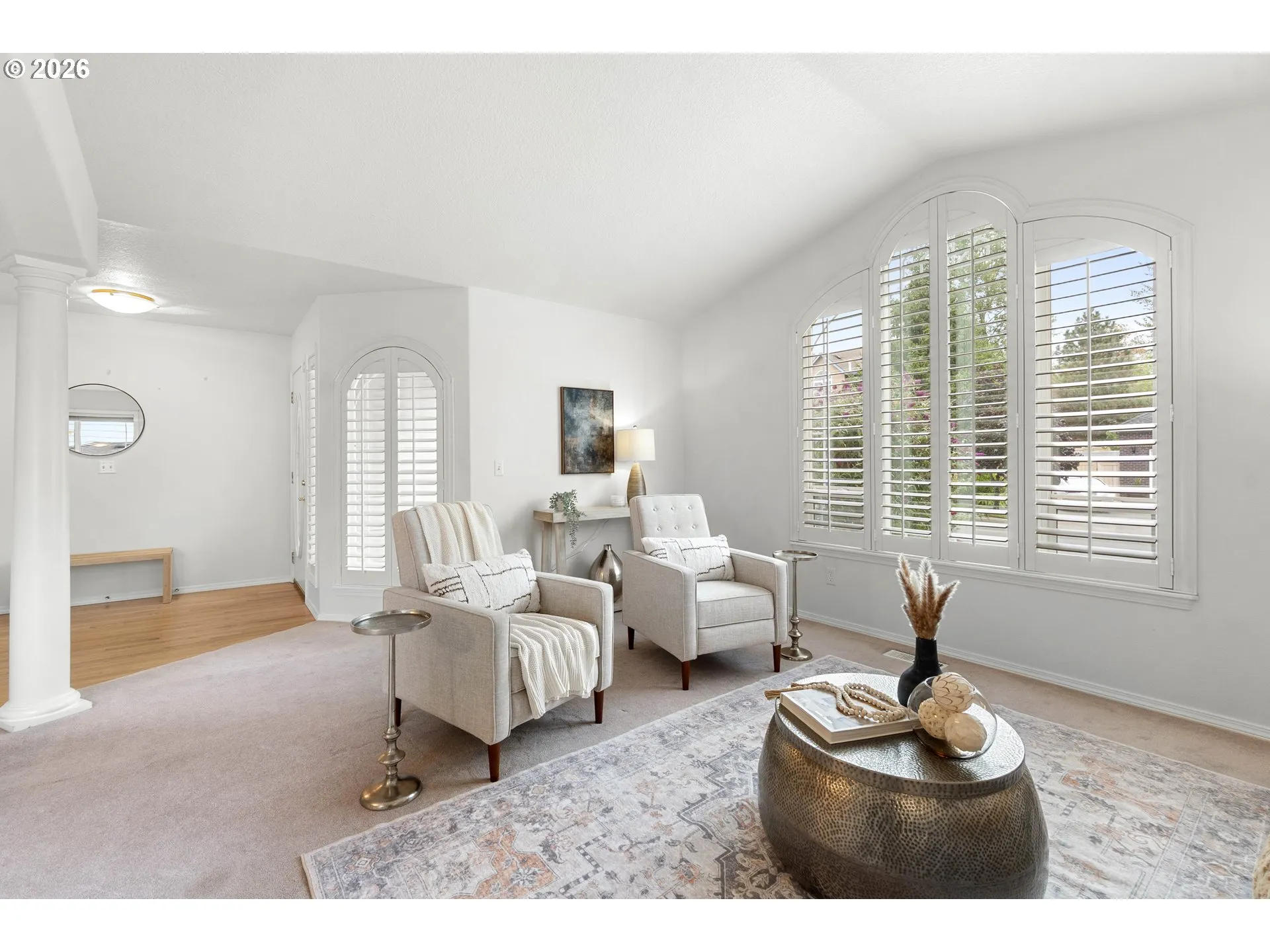 Living Room-Vaulted Ceilings