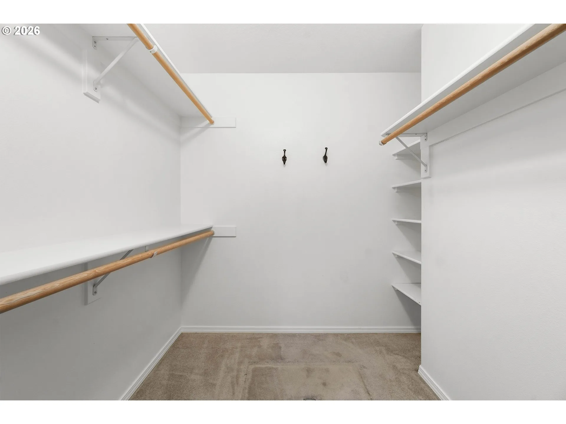 Bedroom, Owner's Suite-Walk-In Closet