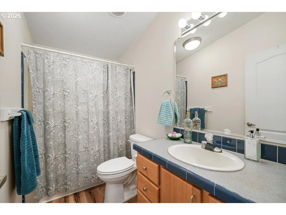 Bathroom-Hall
