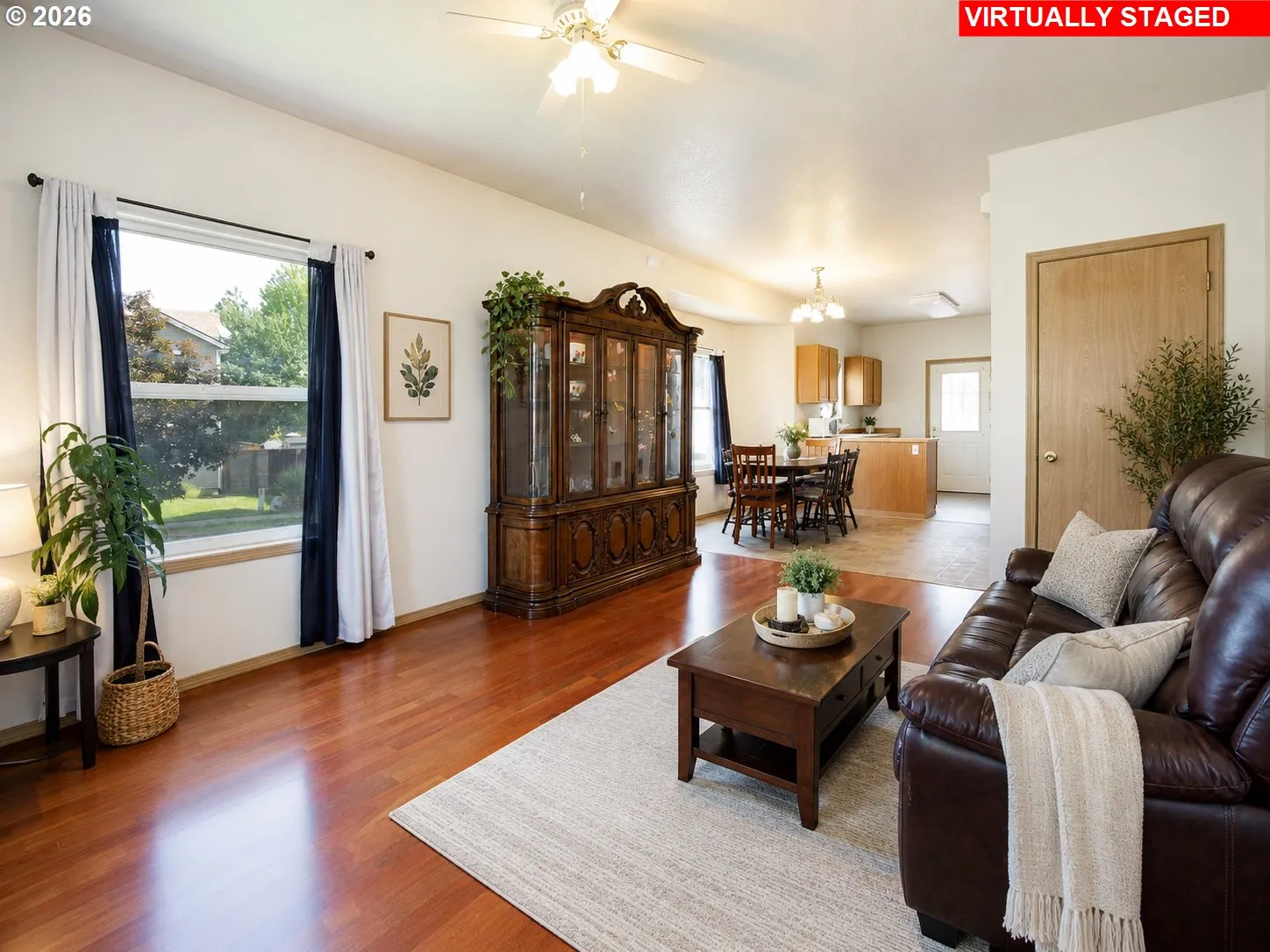 Living Room/Dining Room-Ceiling Fan