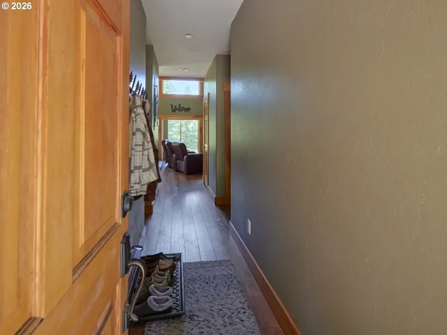 Entrance/Foyer