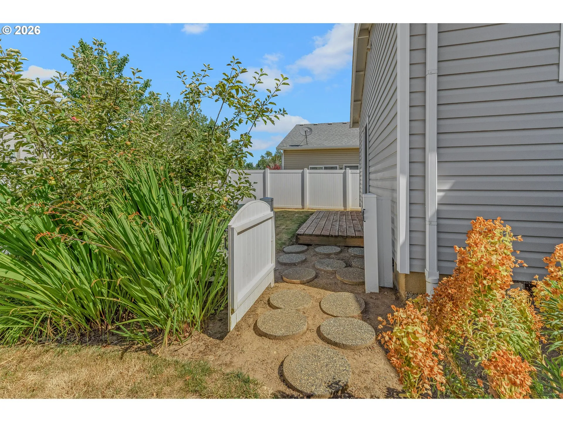 Yard-Fenced