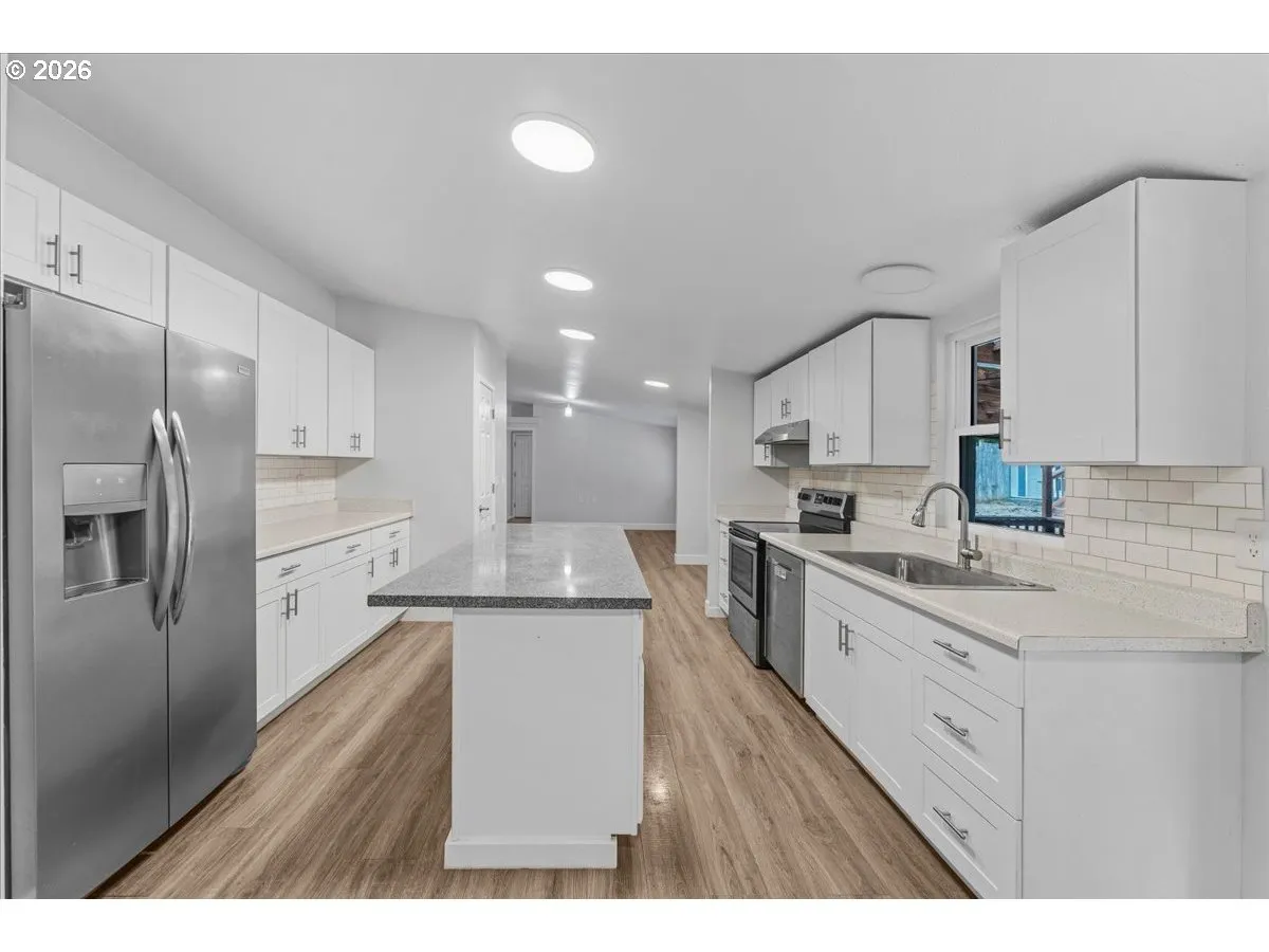 Kitchen-Island