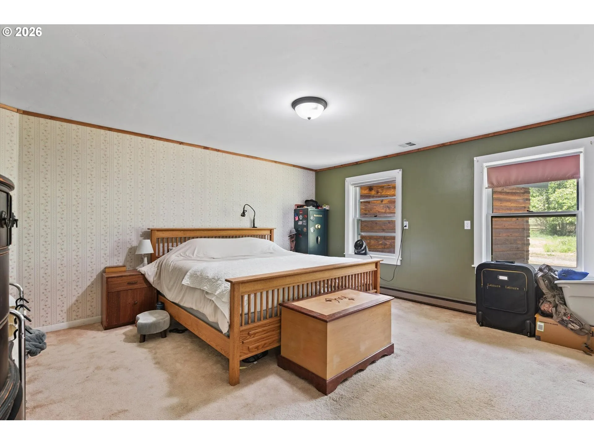 Bedroom, Primary