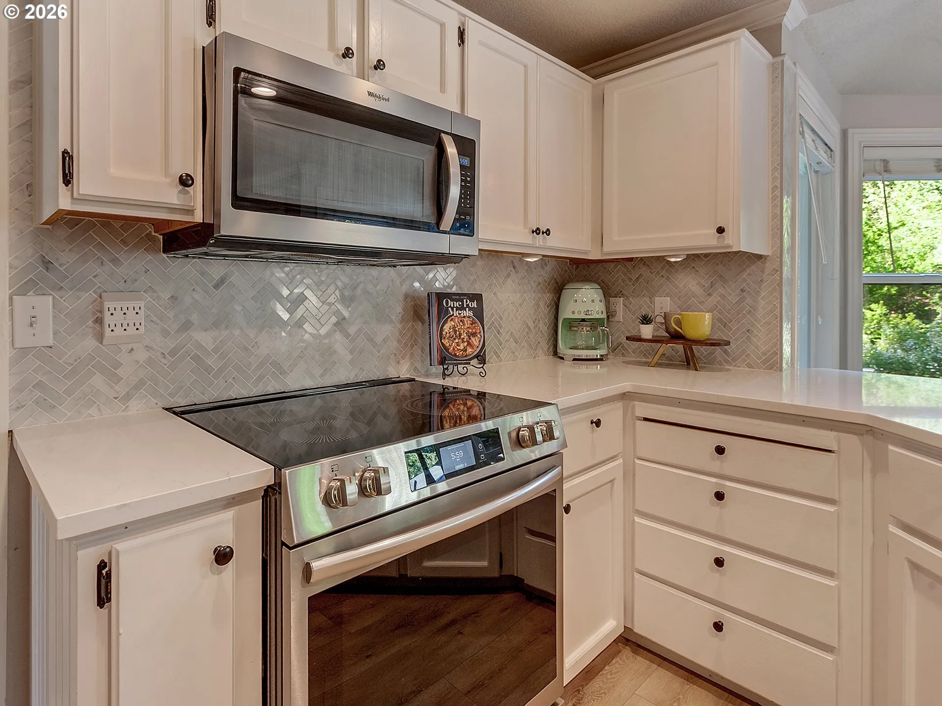 Kitchen-Oven