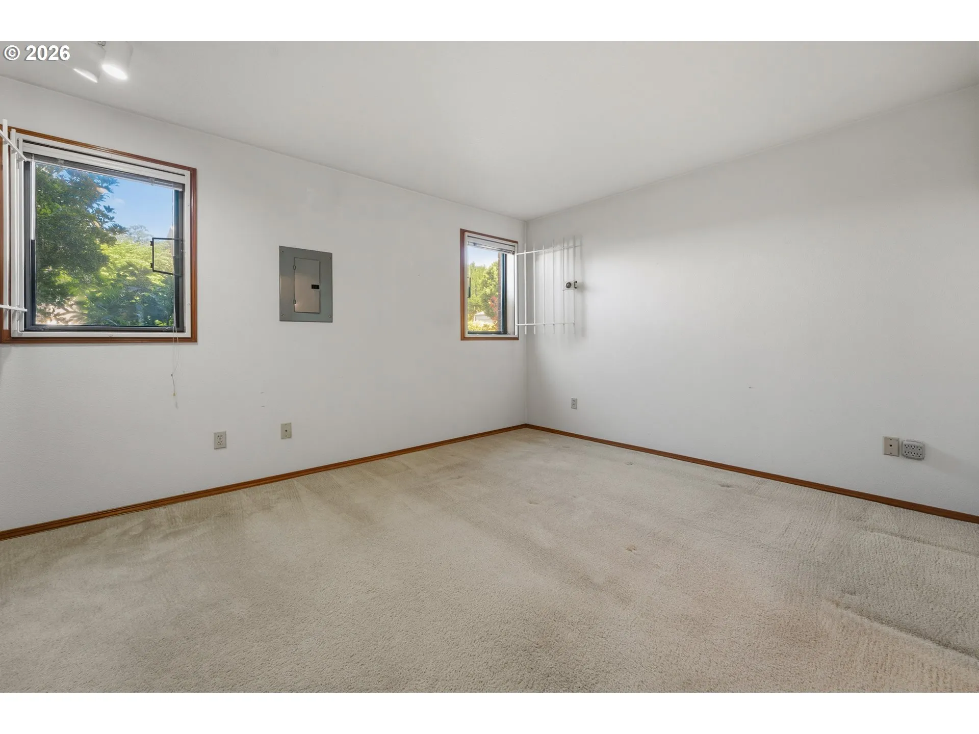Bedroom, Primary
