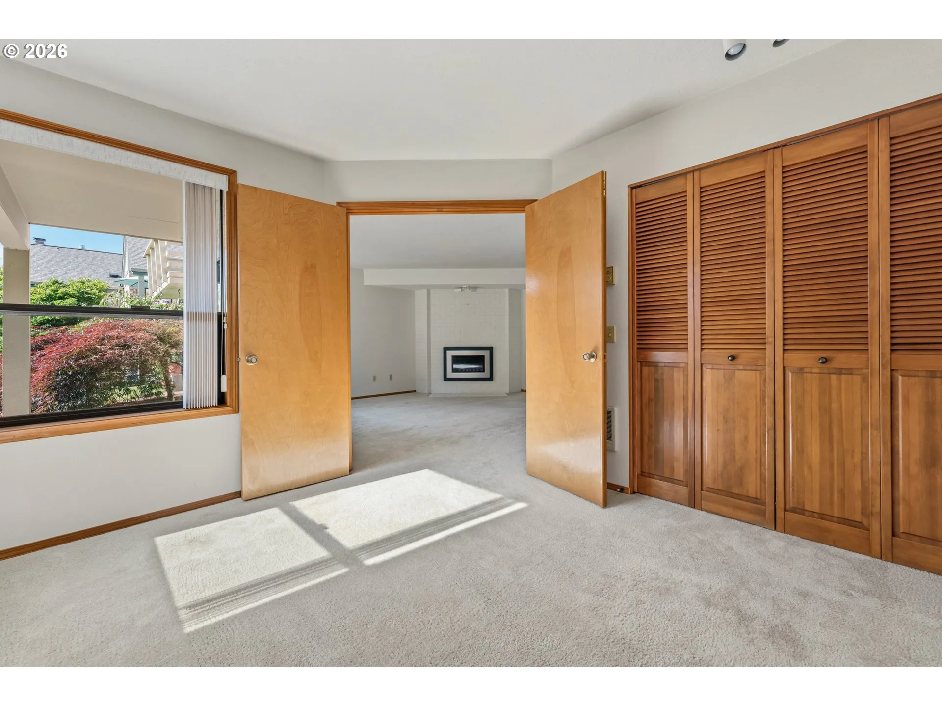 Bedroom, Primary