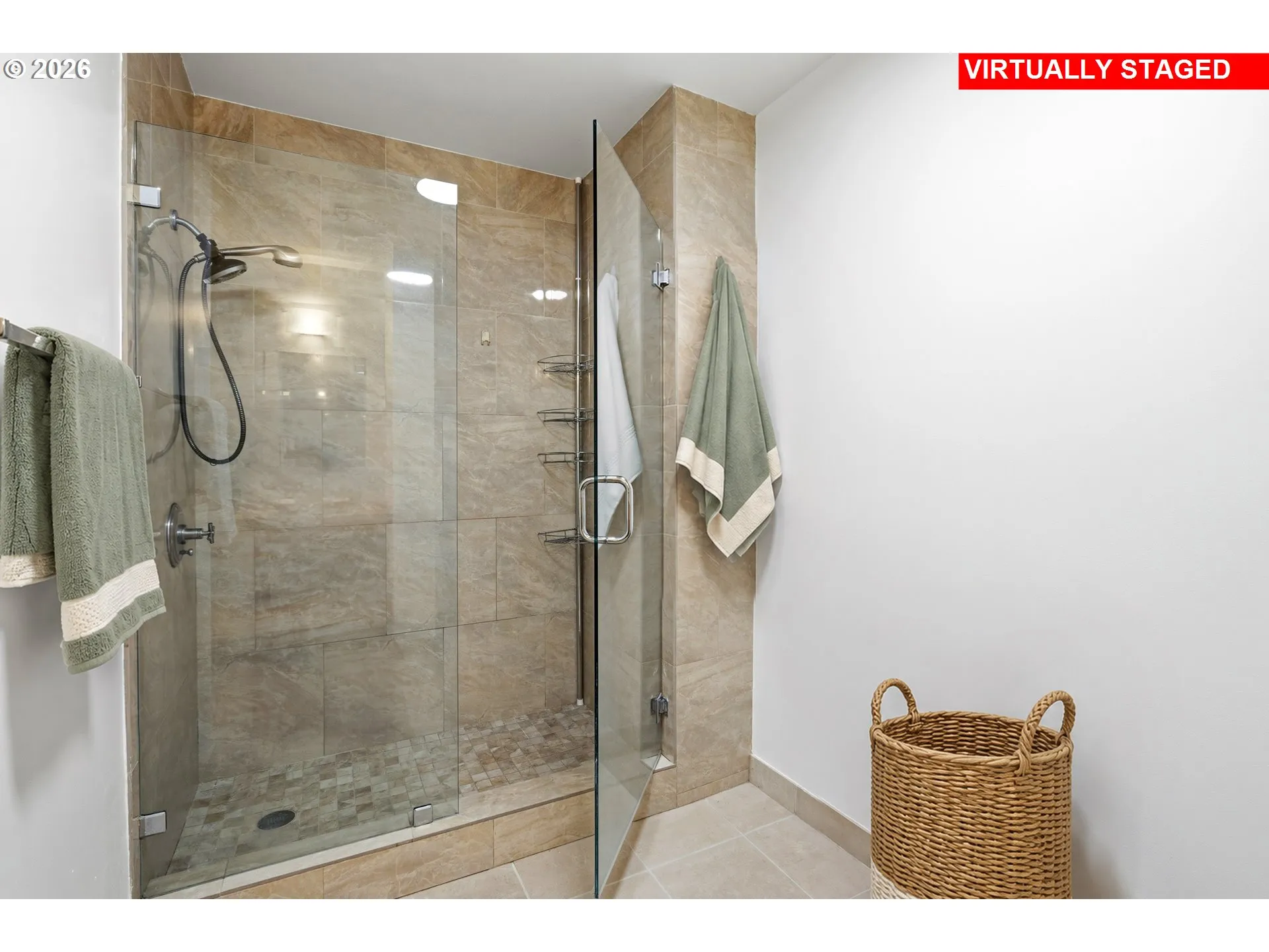 Bathroom-Walk in Shower