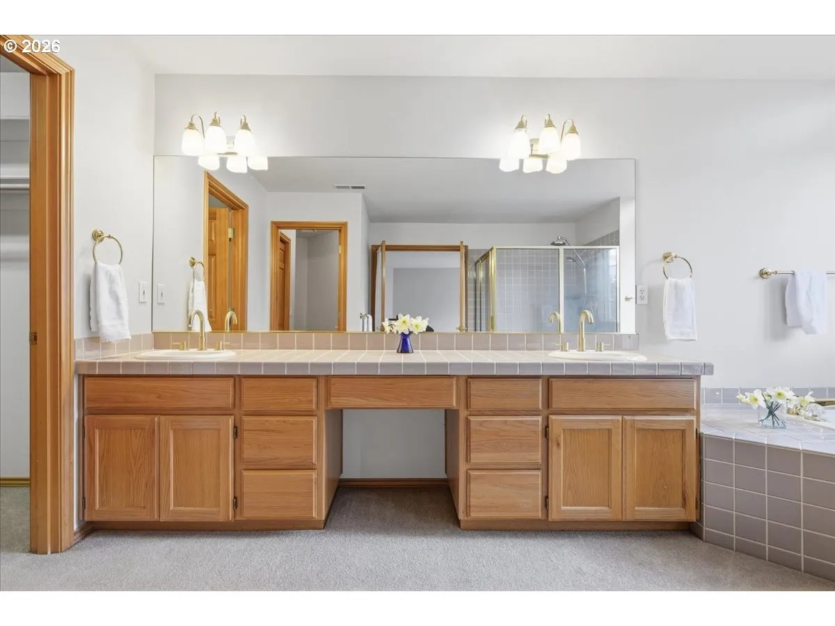 Bathroom, Attached-Double Sinks