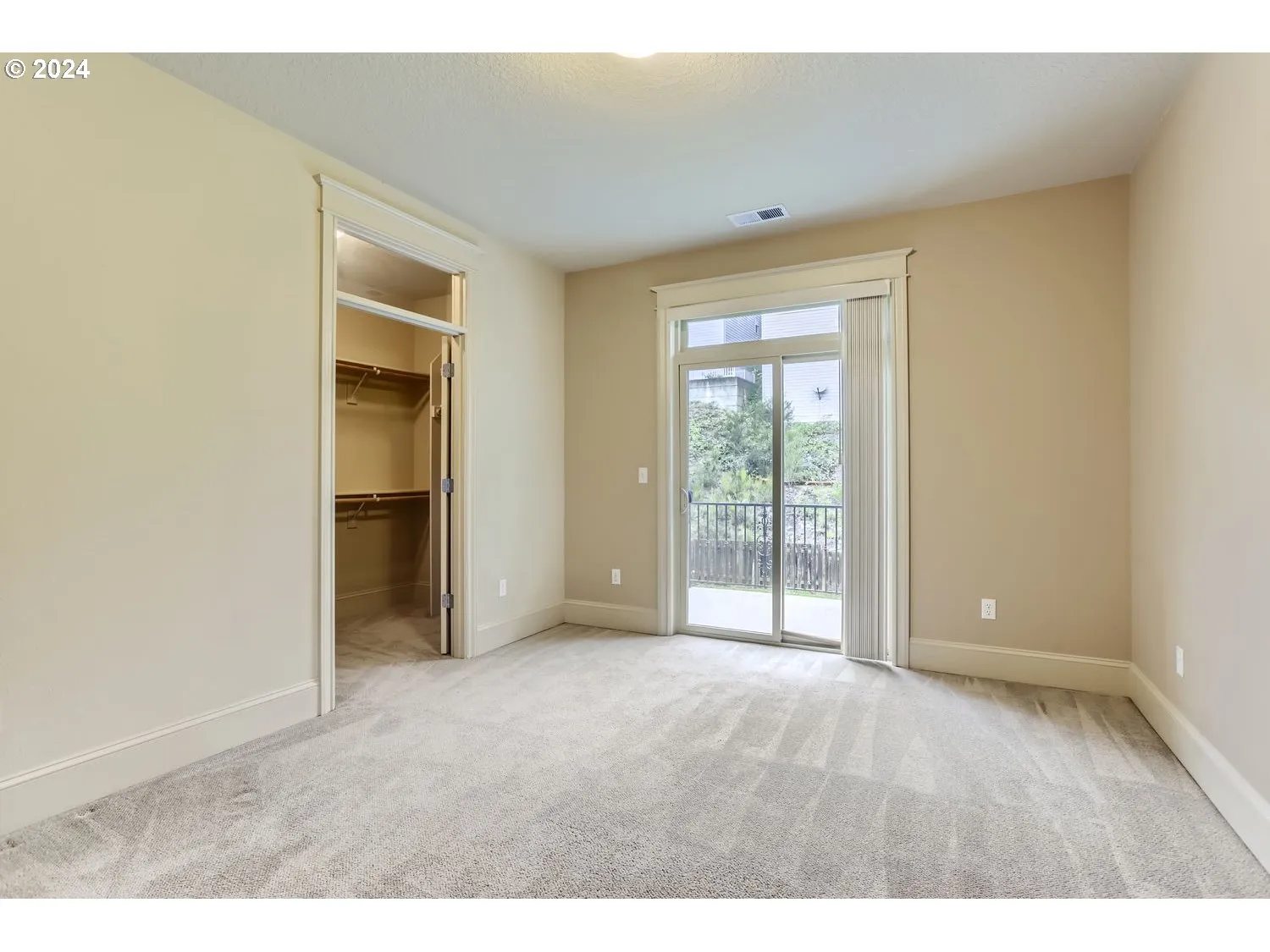 Bedroom-Walk-In Closet
