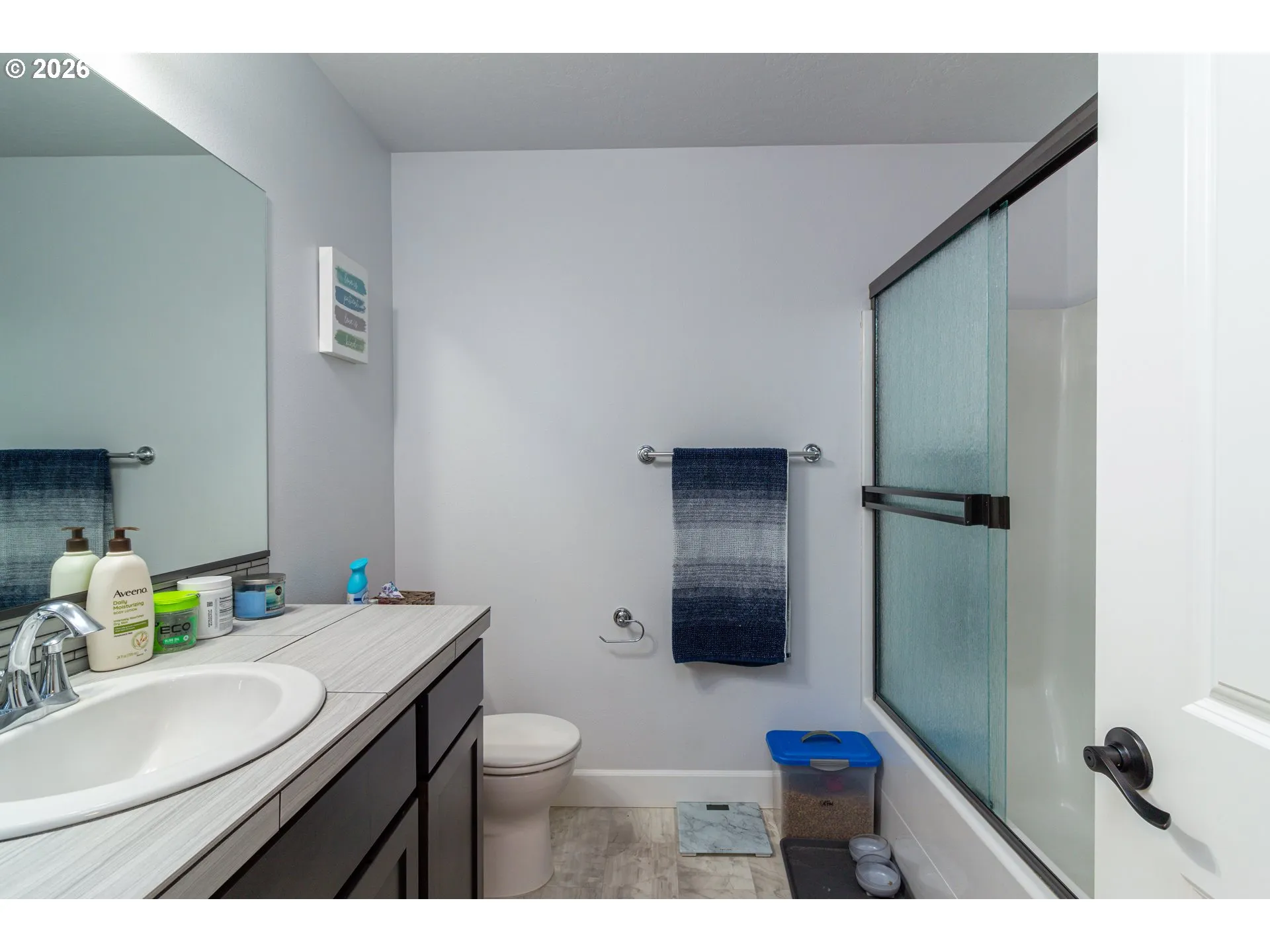 Bathroom-Upper