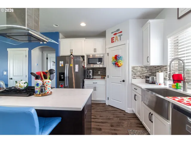 Kitchen-Island