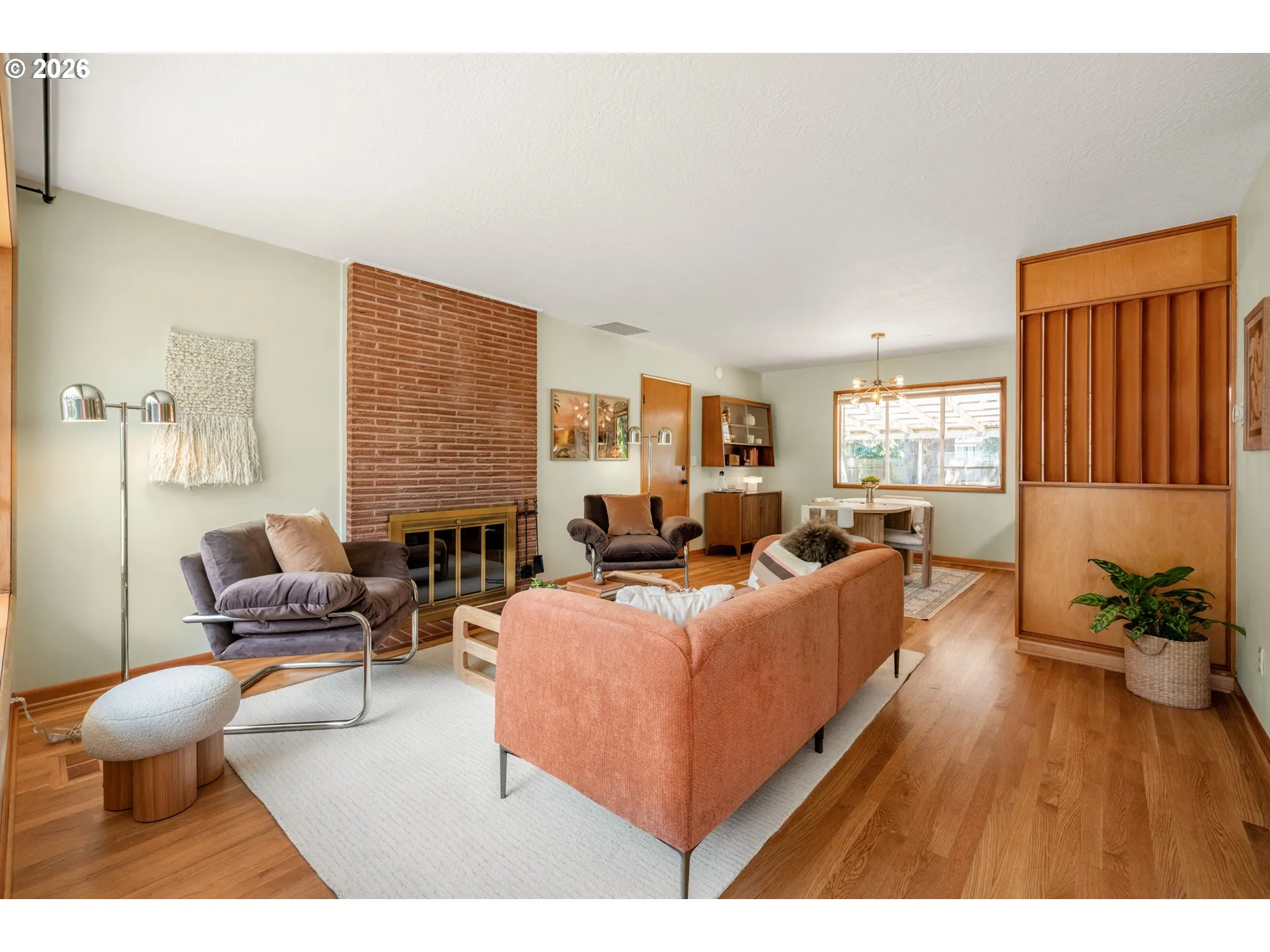 Living Room/Entrance-# 1