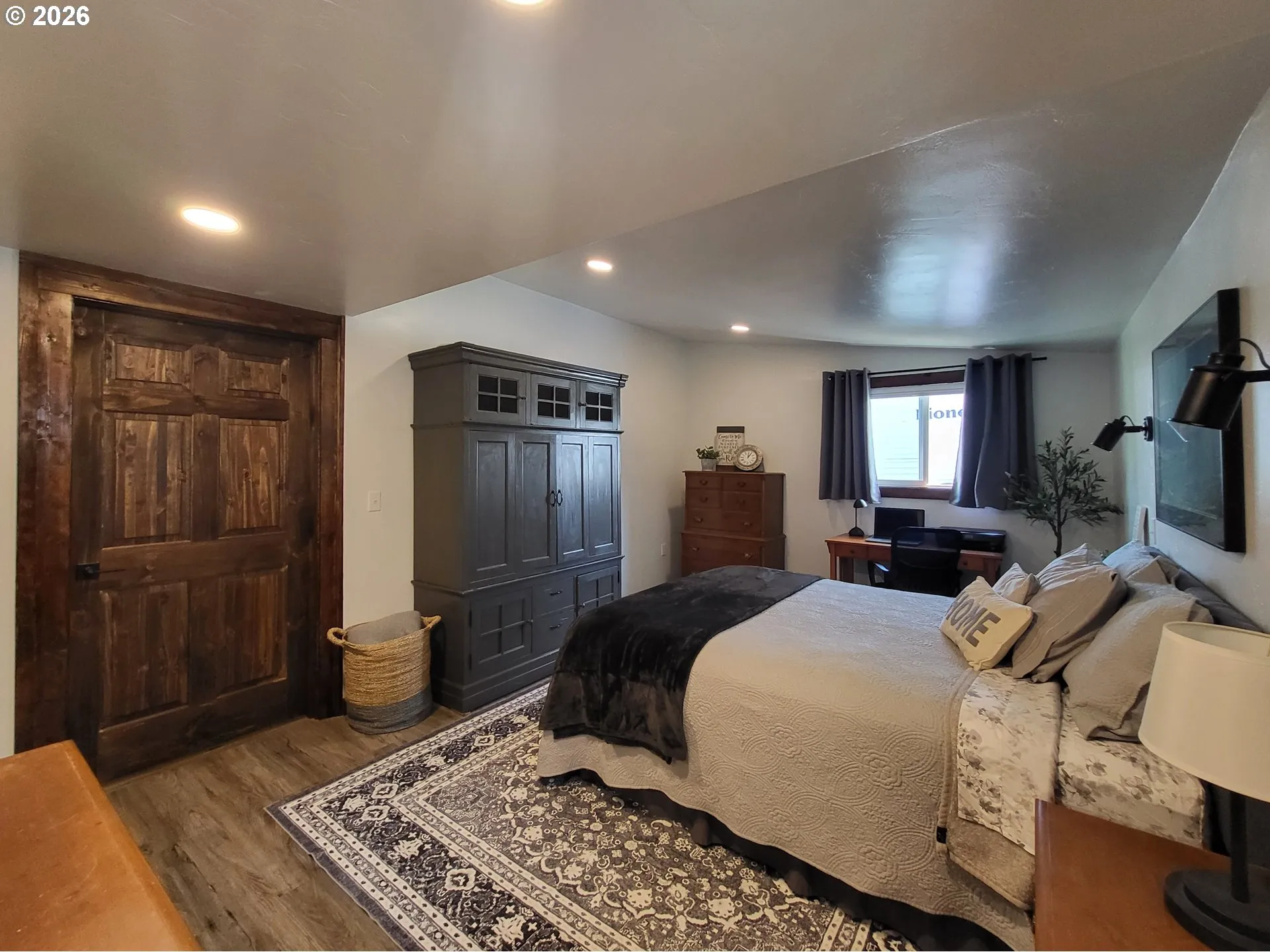 Bedroom-# 1