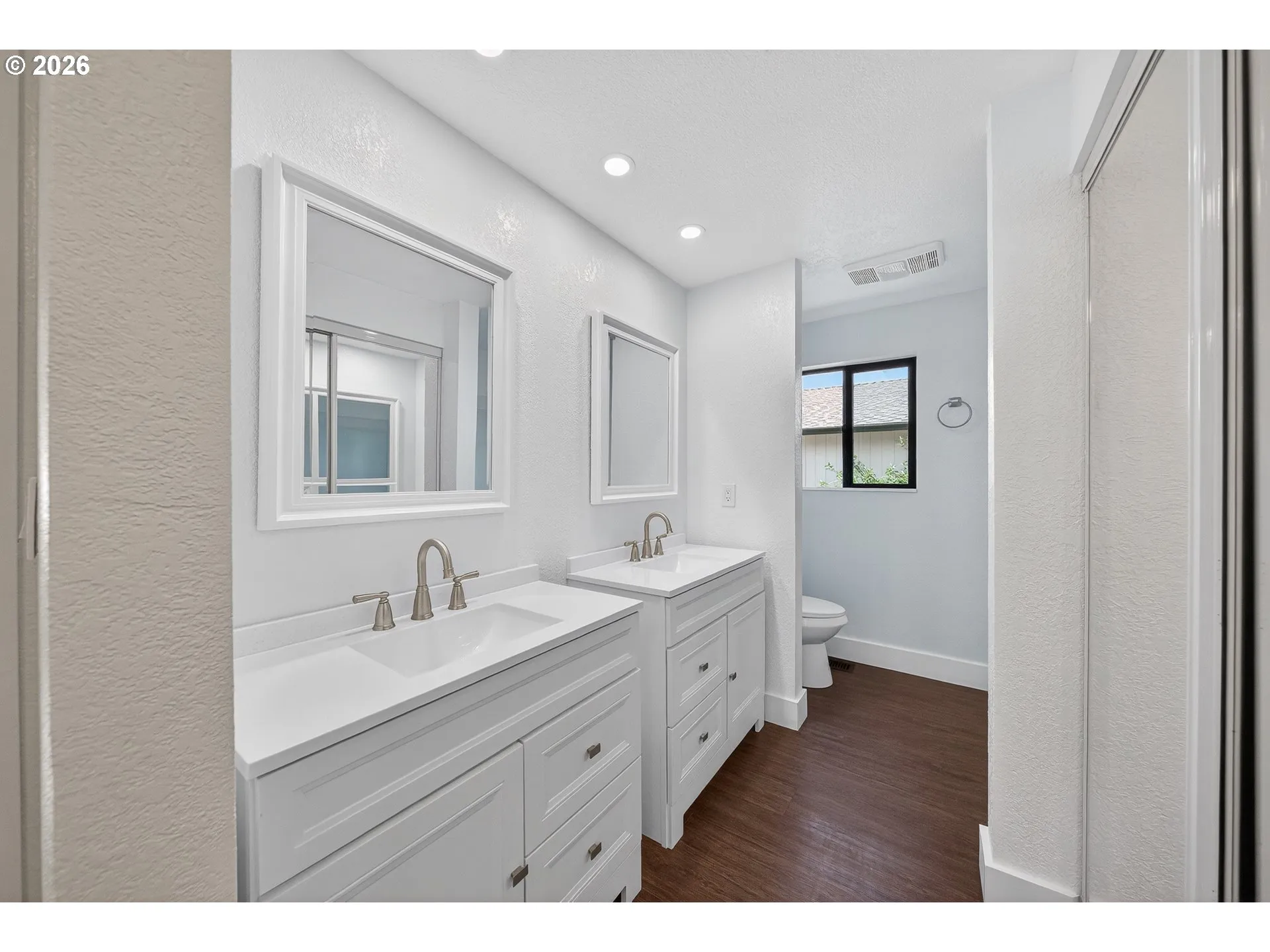 Primary Bedroom-Attached Bathroom