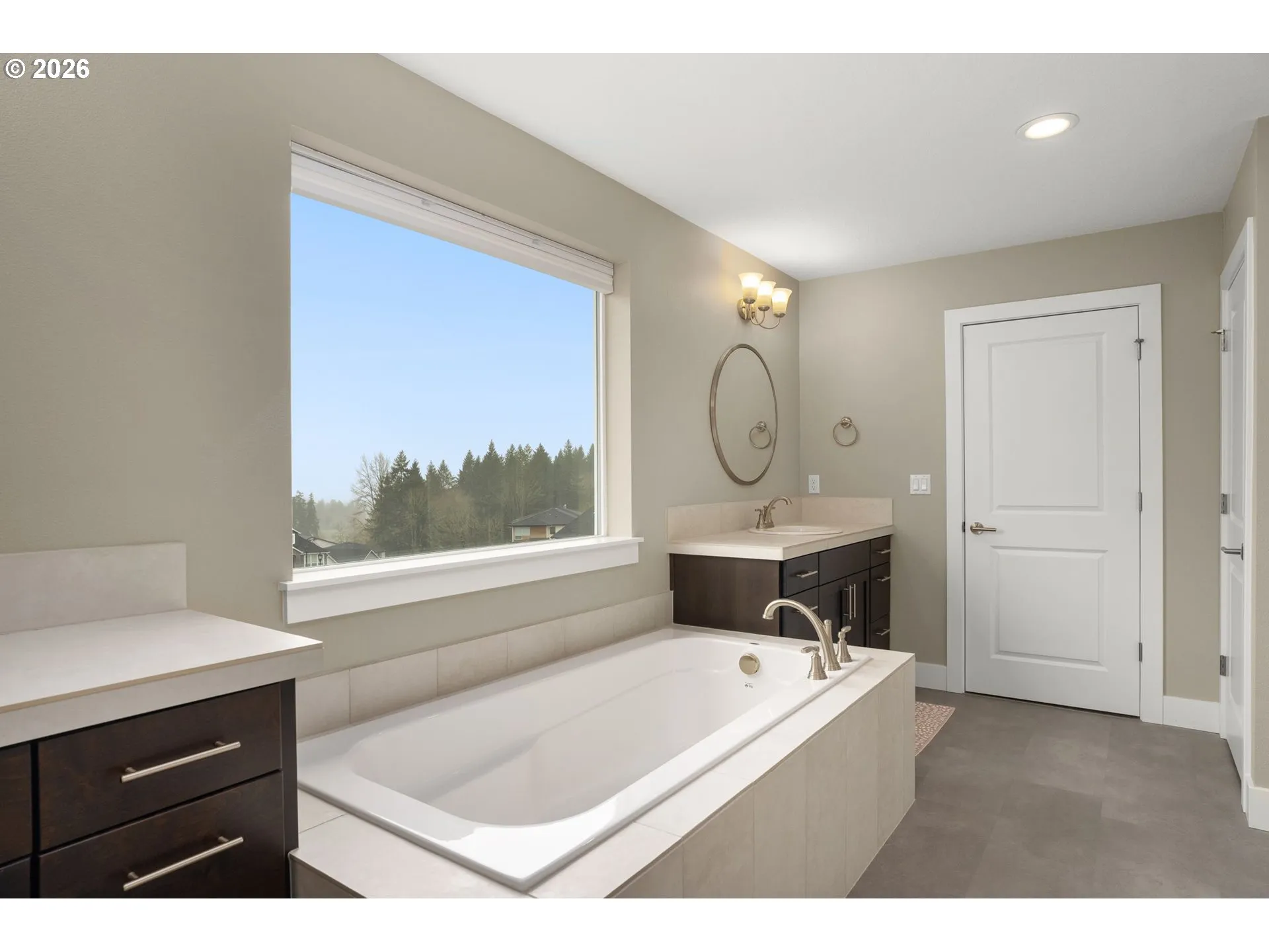Bathroom, Attached