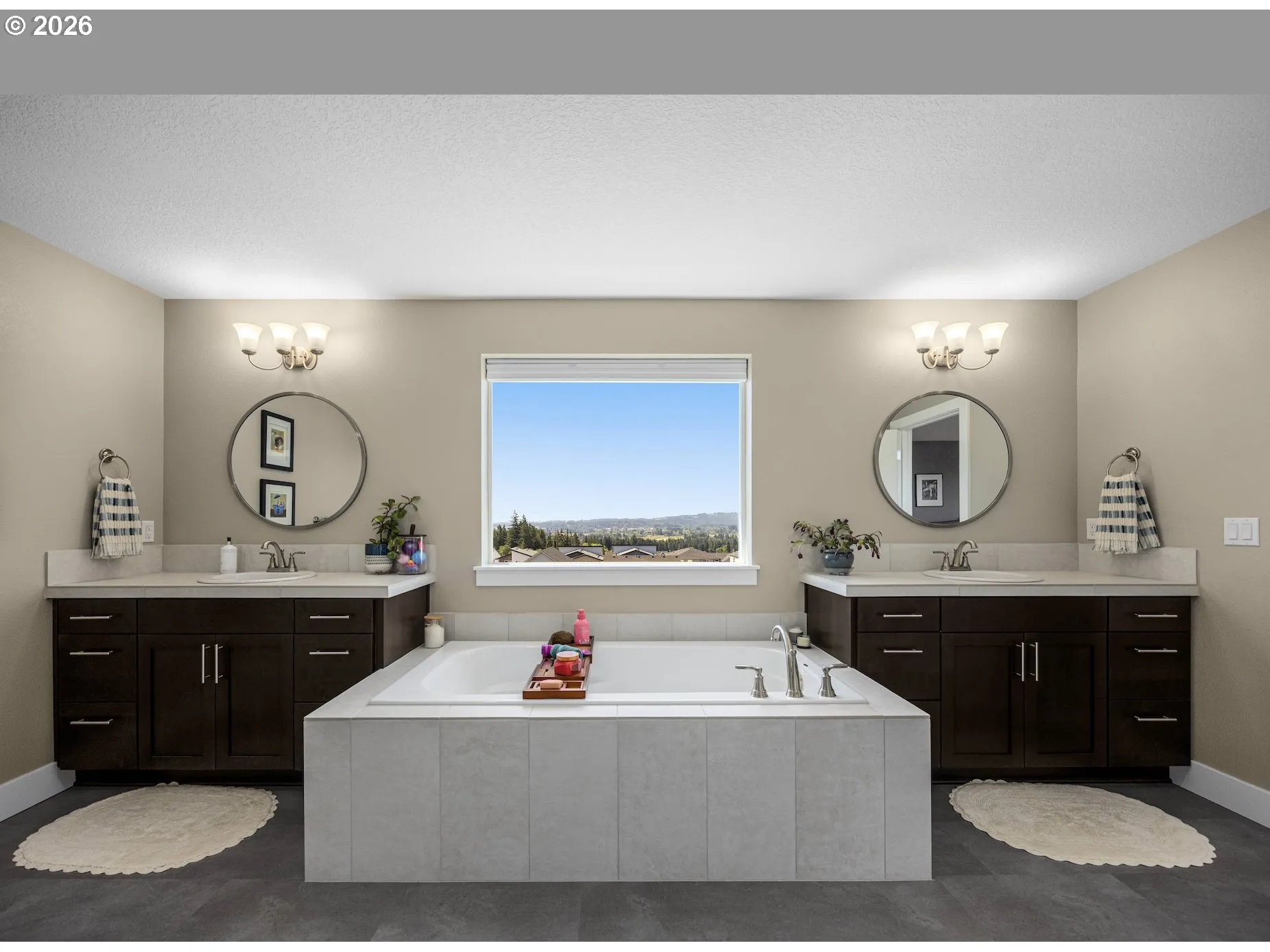 Bathroom, Attached