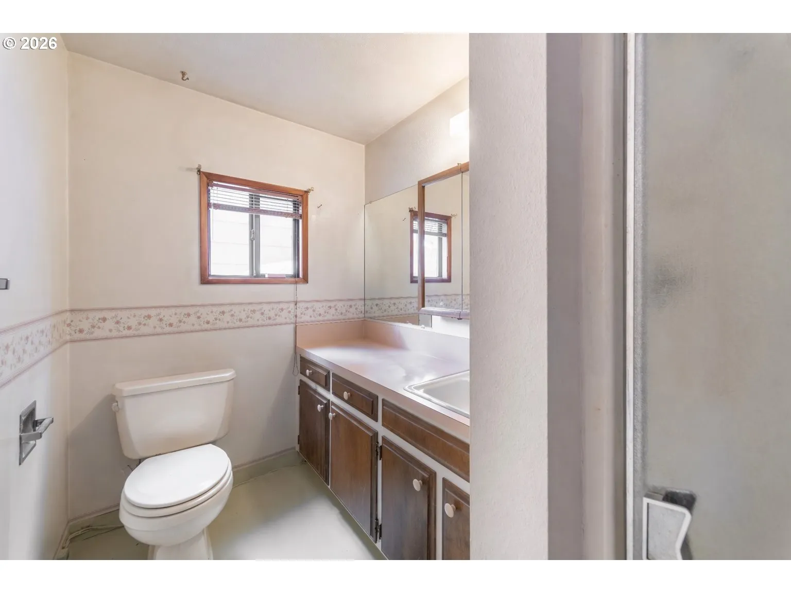 Bathroom, Attached