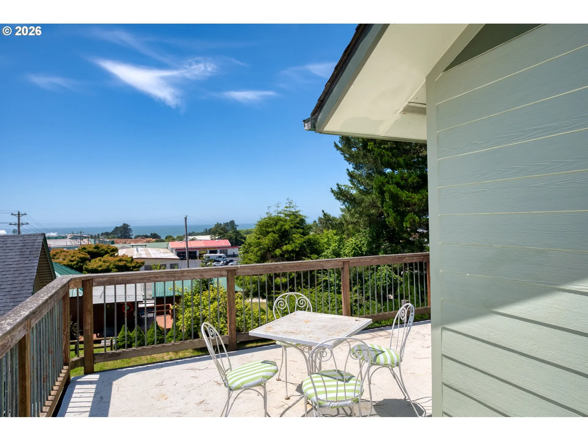 Deck-Upper