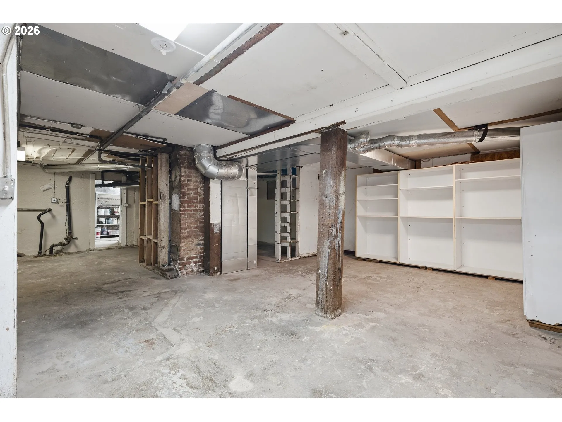 Basement-Unfinished
