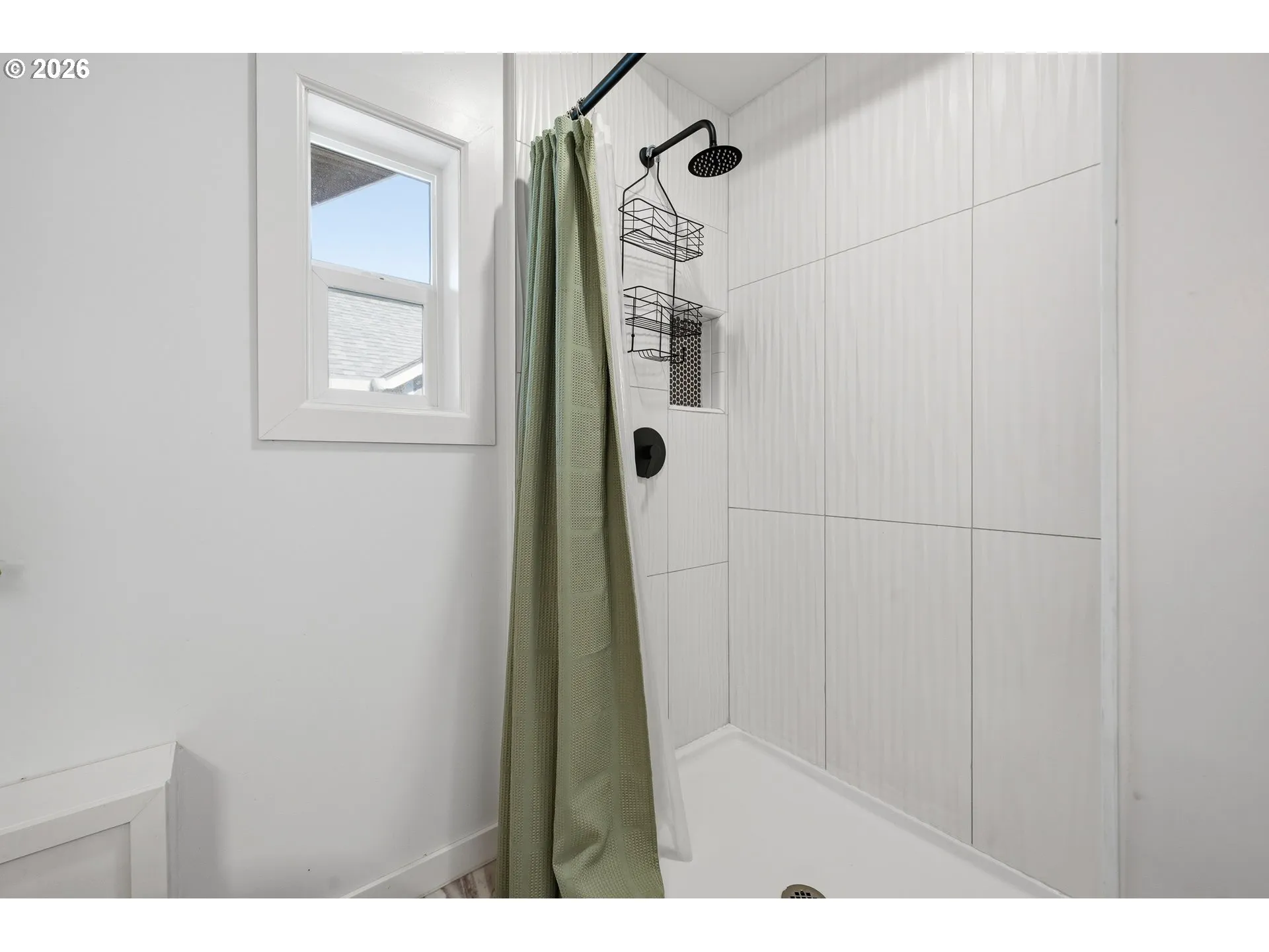 Bathroom-Upper