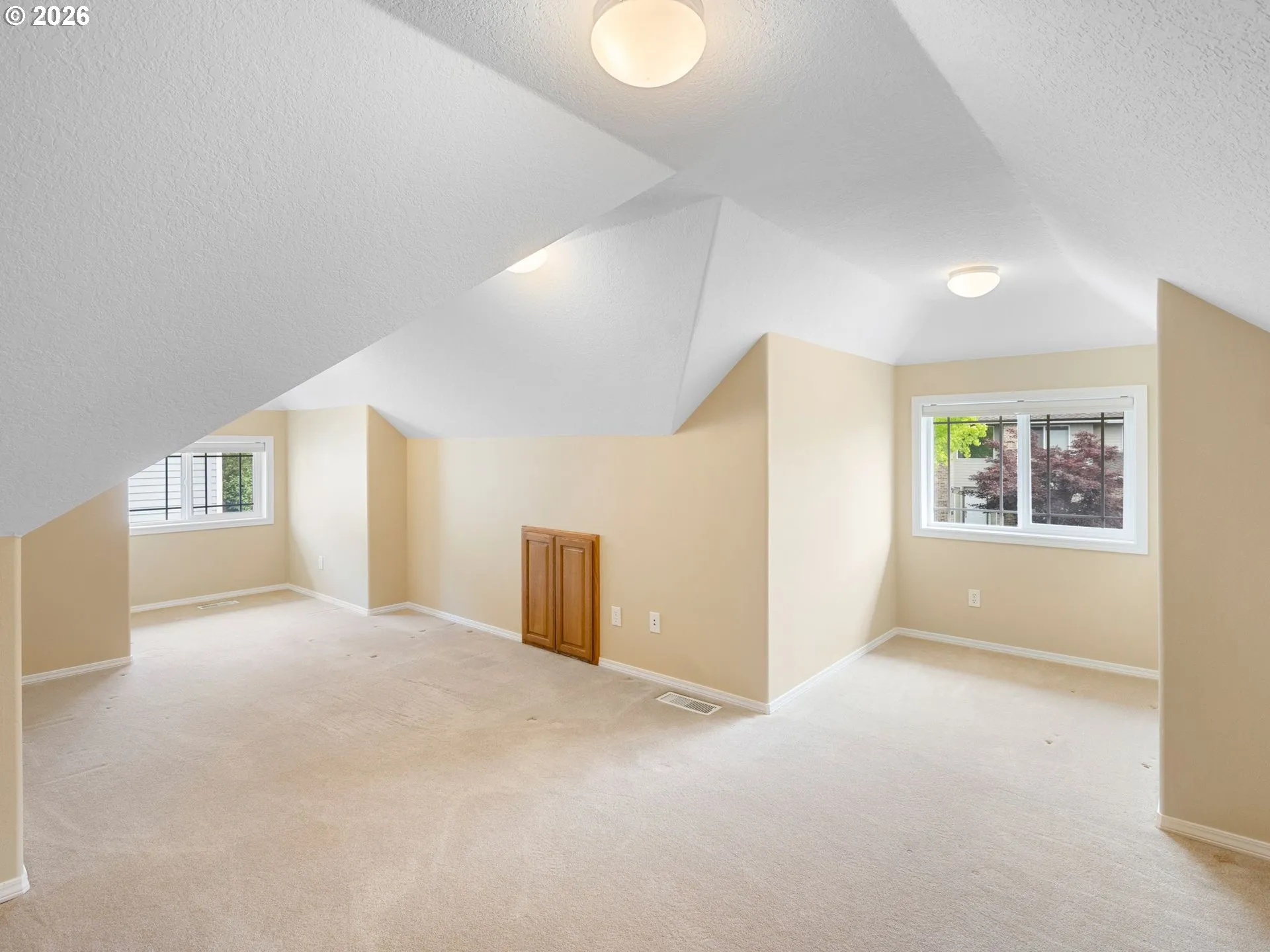 Bonus Room-Upper