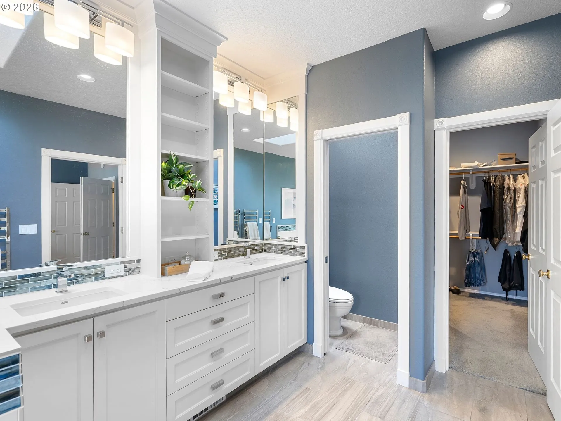 Bathroom-Double Sinks