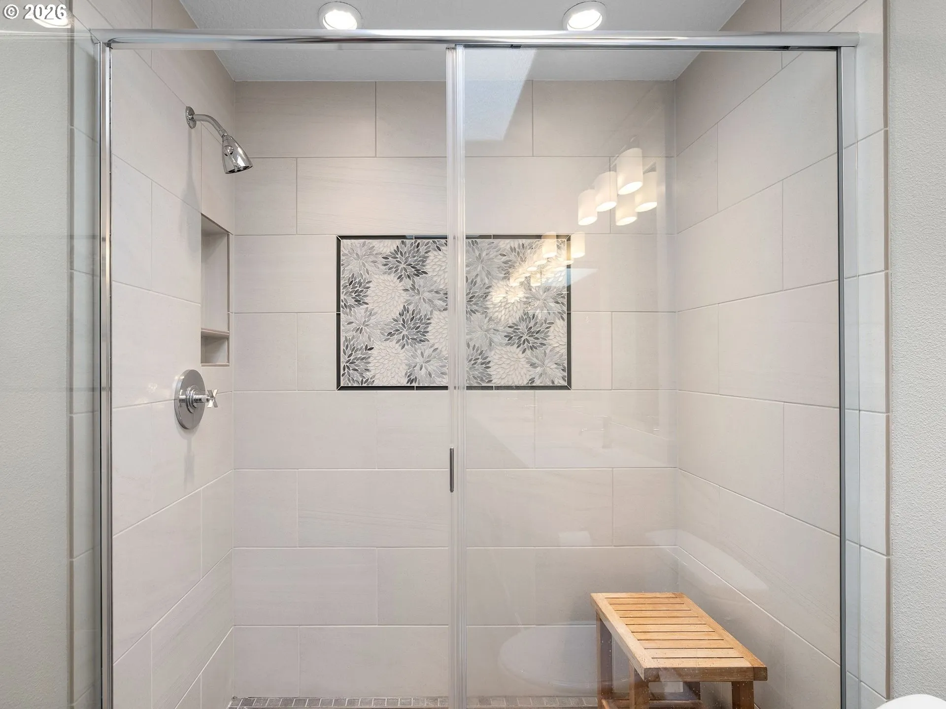 Bathroom-Walk in Shower